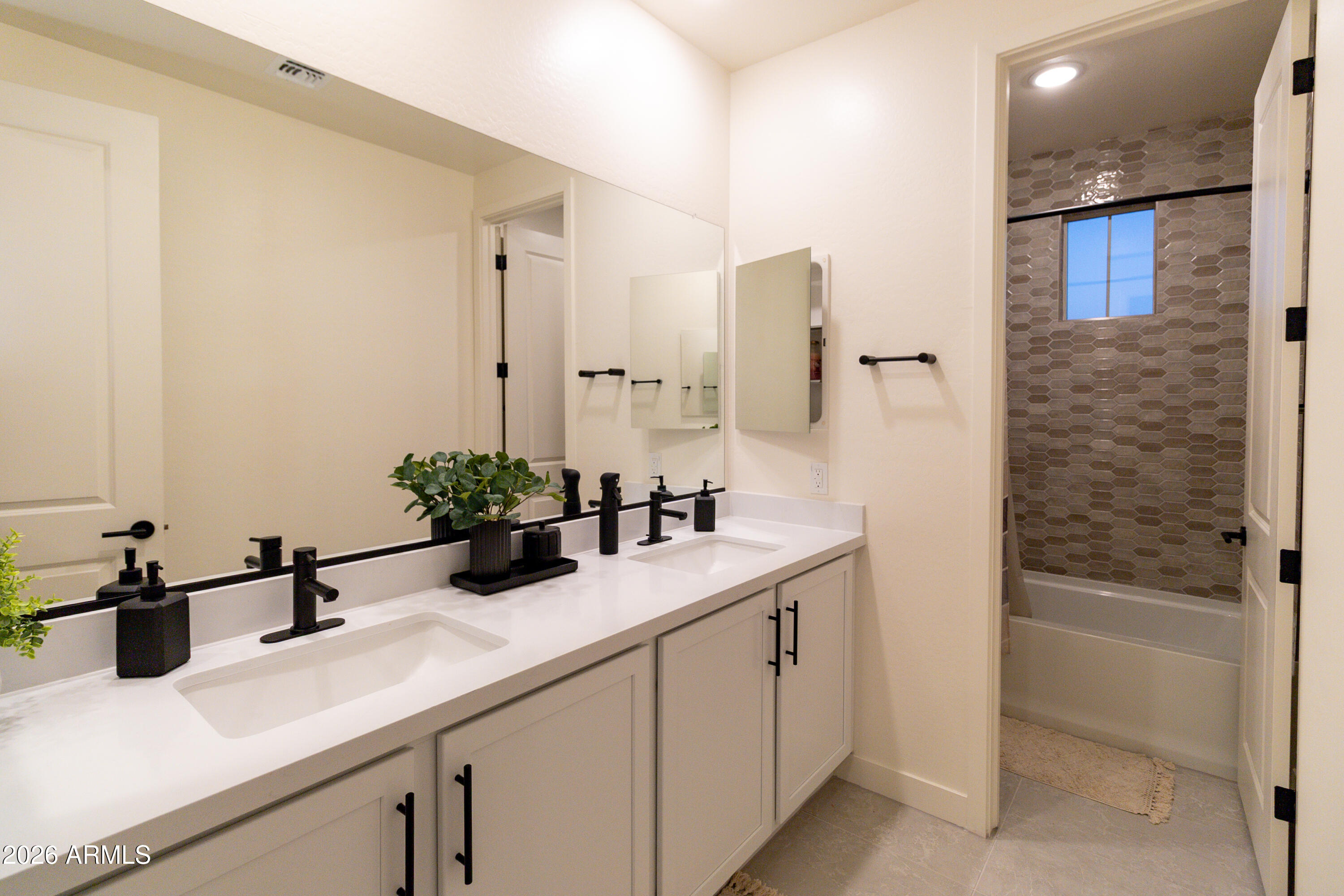 VERRADO HIGHLANDS DISTRICT PHASE 2 - Residential