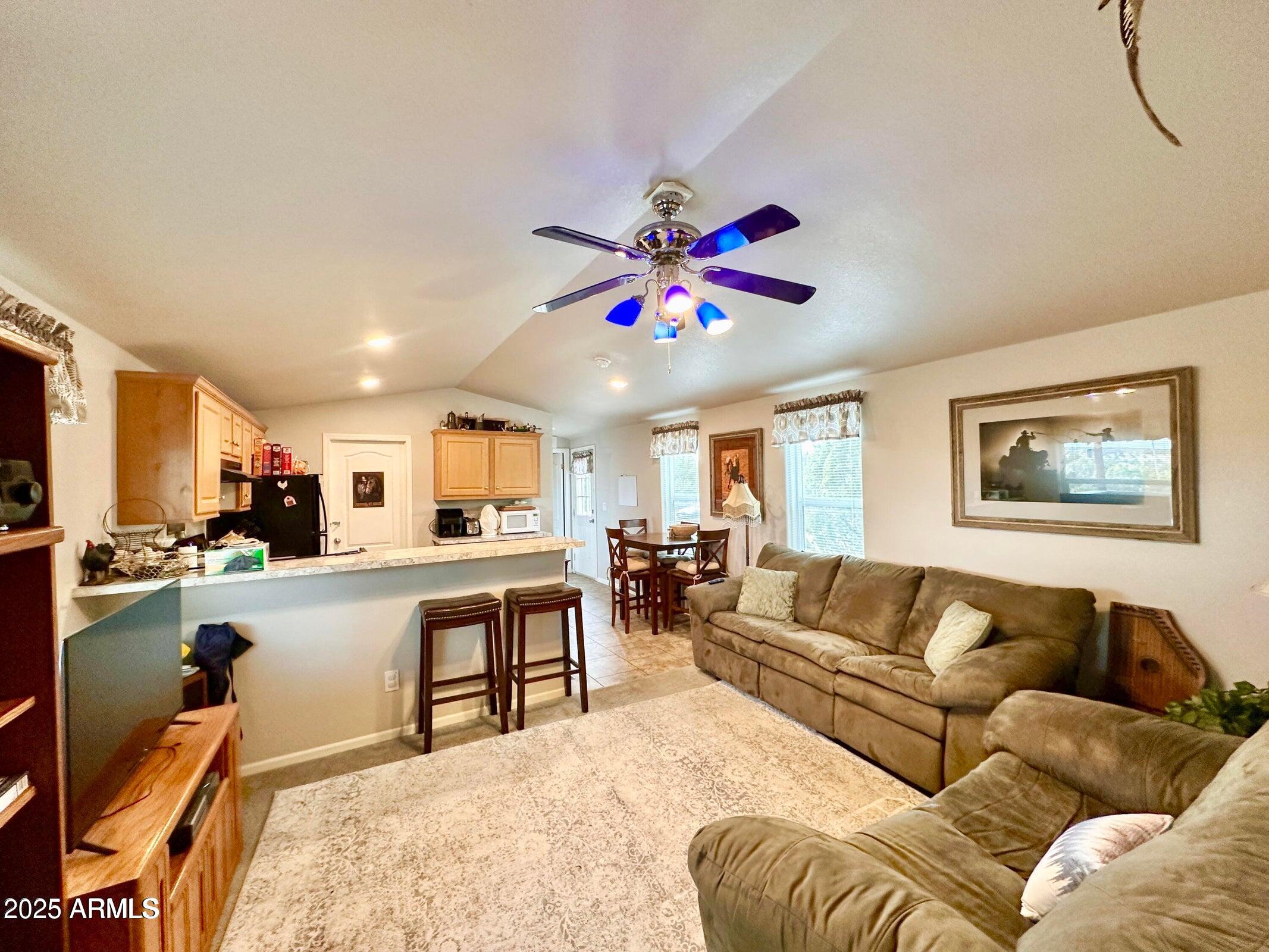 White Mtn Lakes - Residential