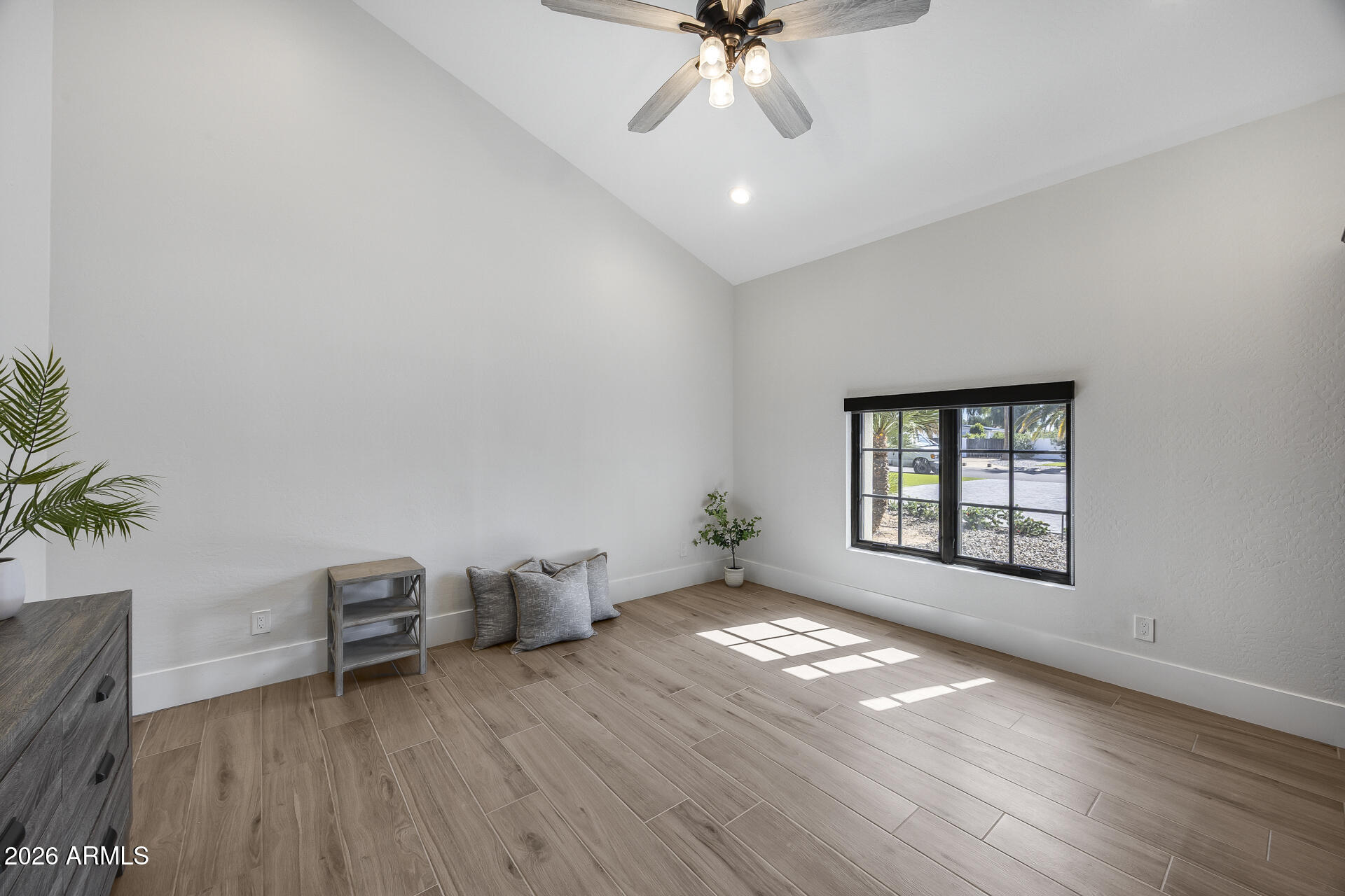 STONERIDGE MANOR LOT 1-6 - Residential