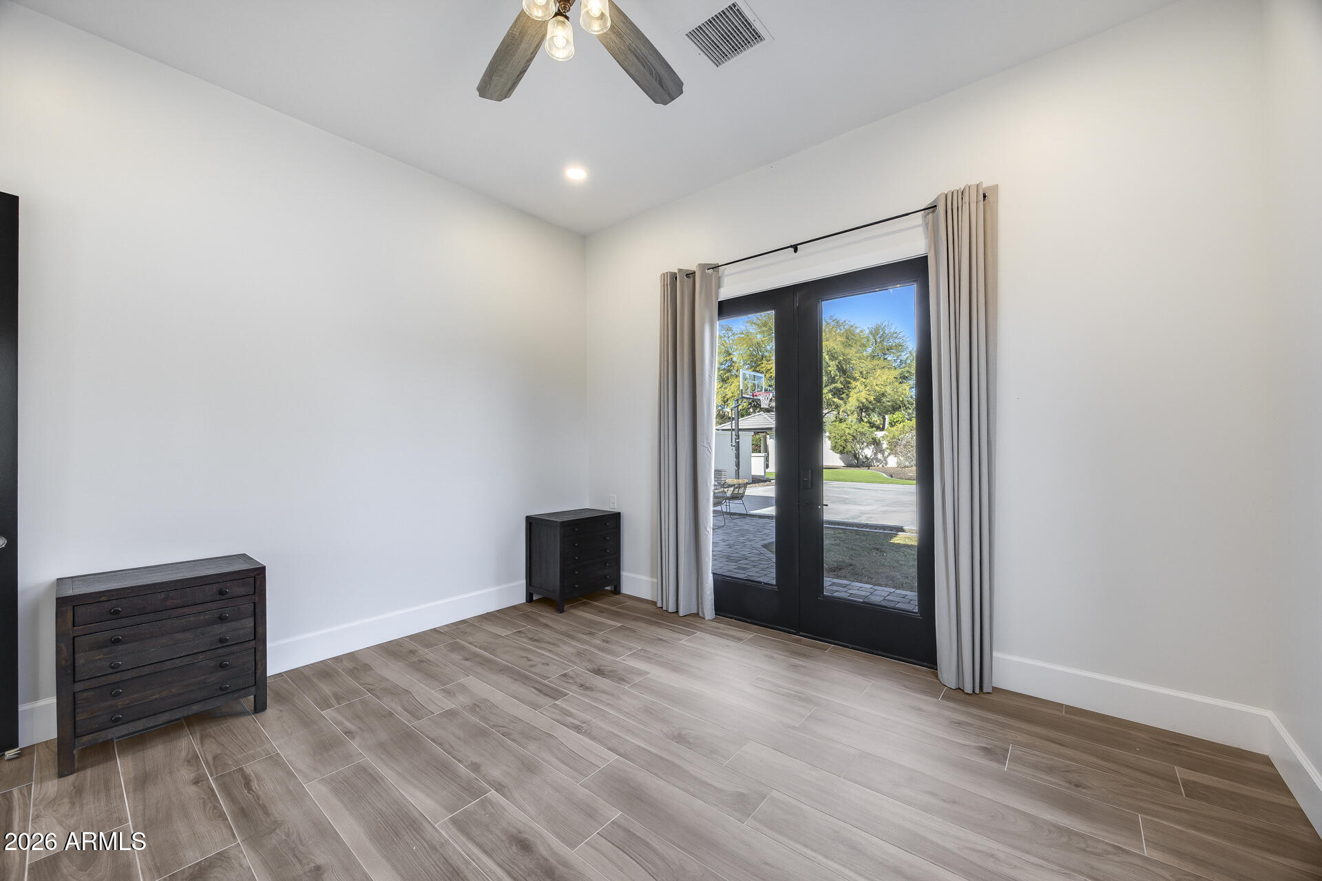 STONERIDGE MANOR LOT 1-6 - Residential