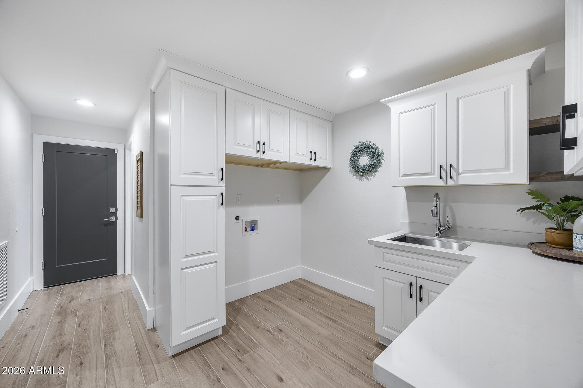 STONERIDGE MANOR LOT 1-6 - Residential