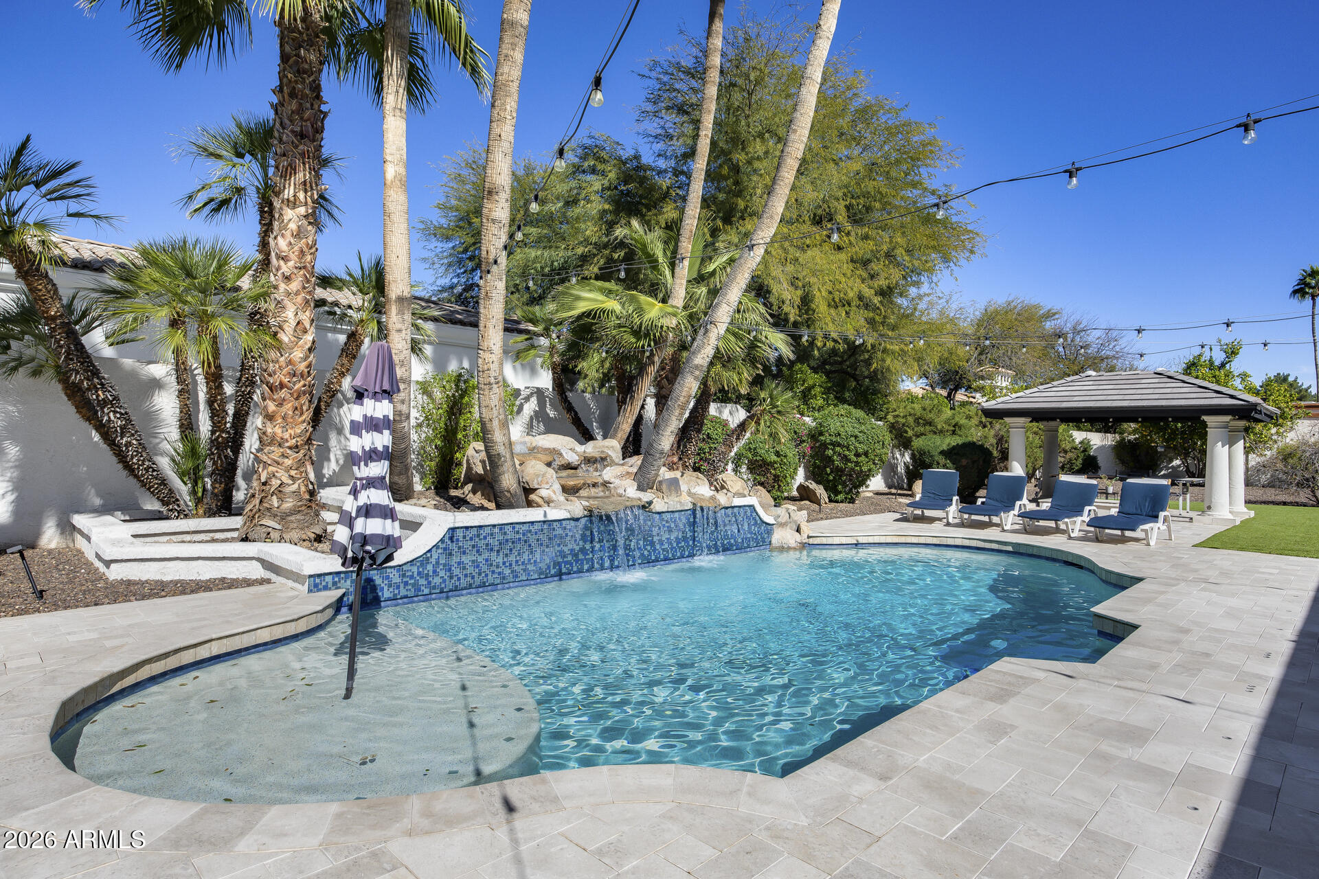 STONERIDGE MANOR LOT 1-6 - Residential
