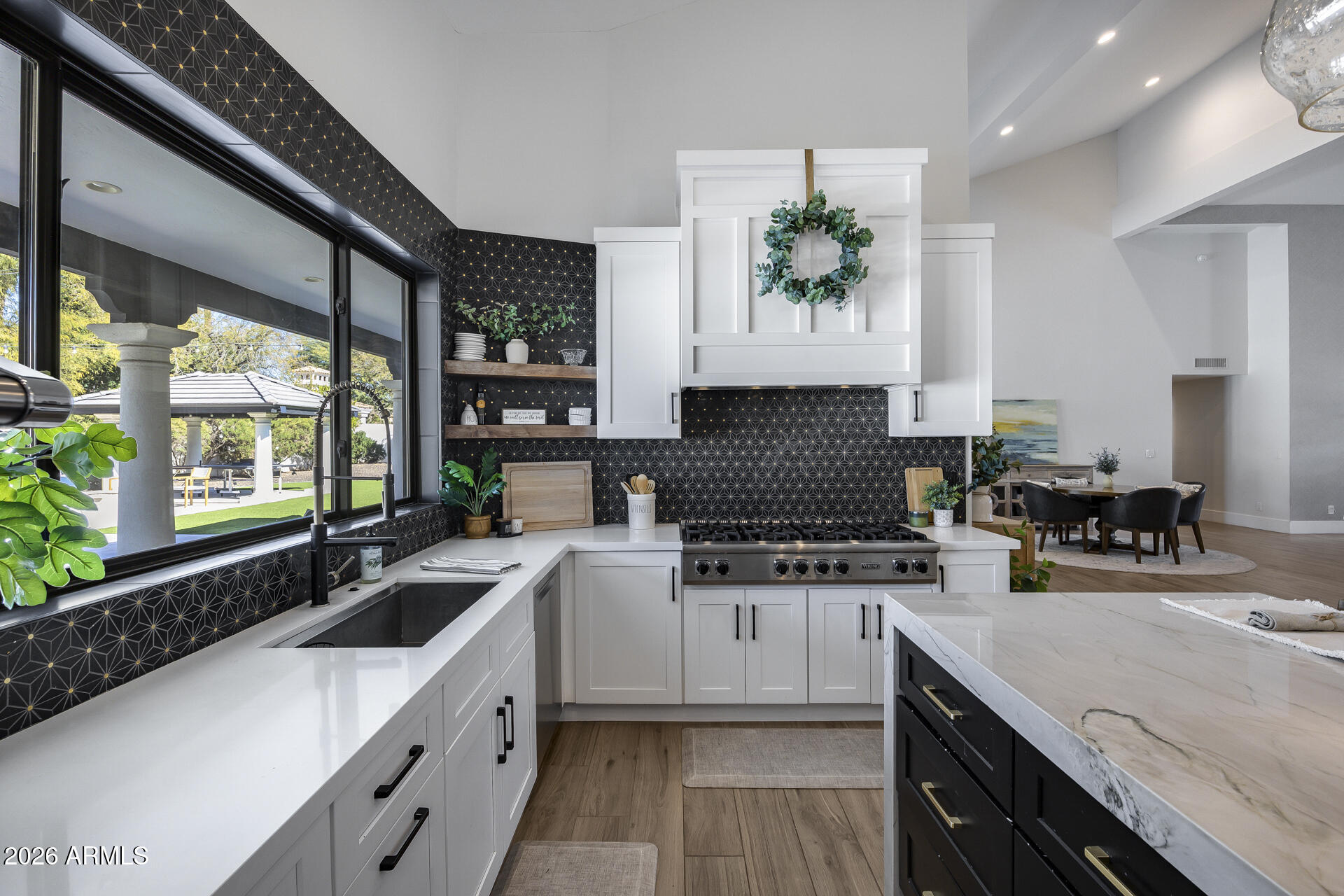 STONERIDGE MANOR LOT 1-6 - Residential