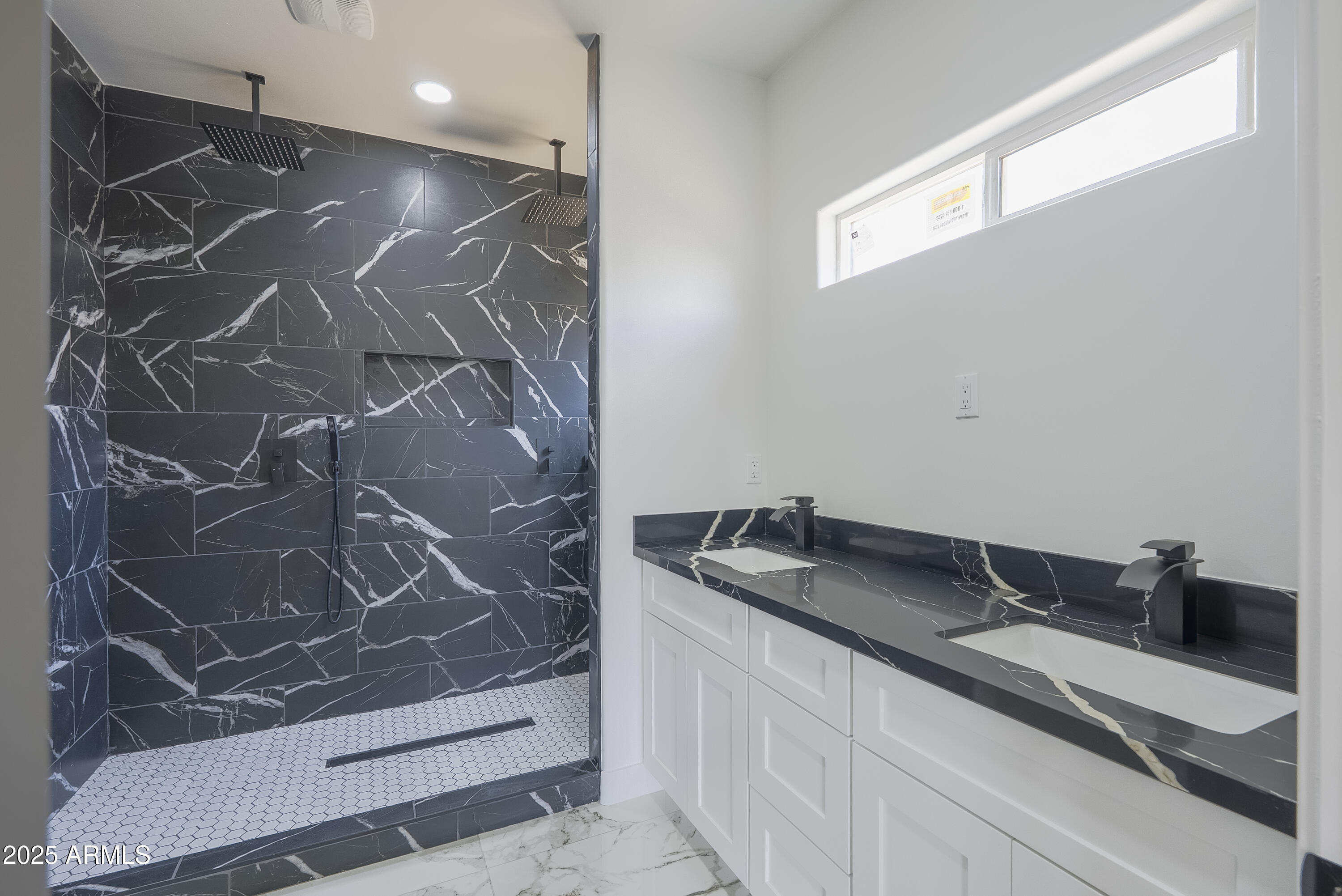 ARIZONA CITY UNIT FIFTEEN - Residential