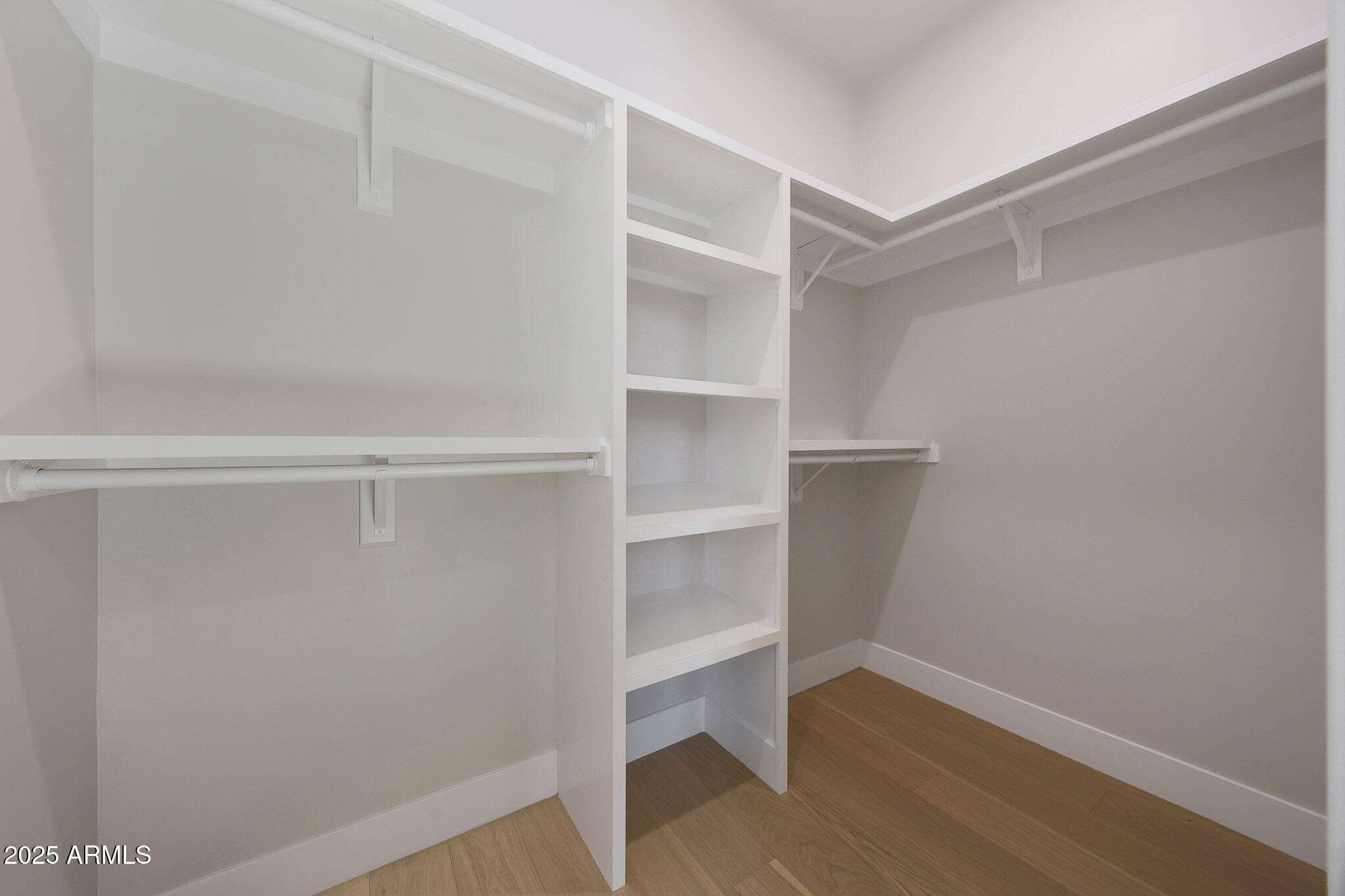 AVANT 1 UNIT 2 - Residential