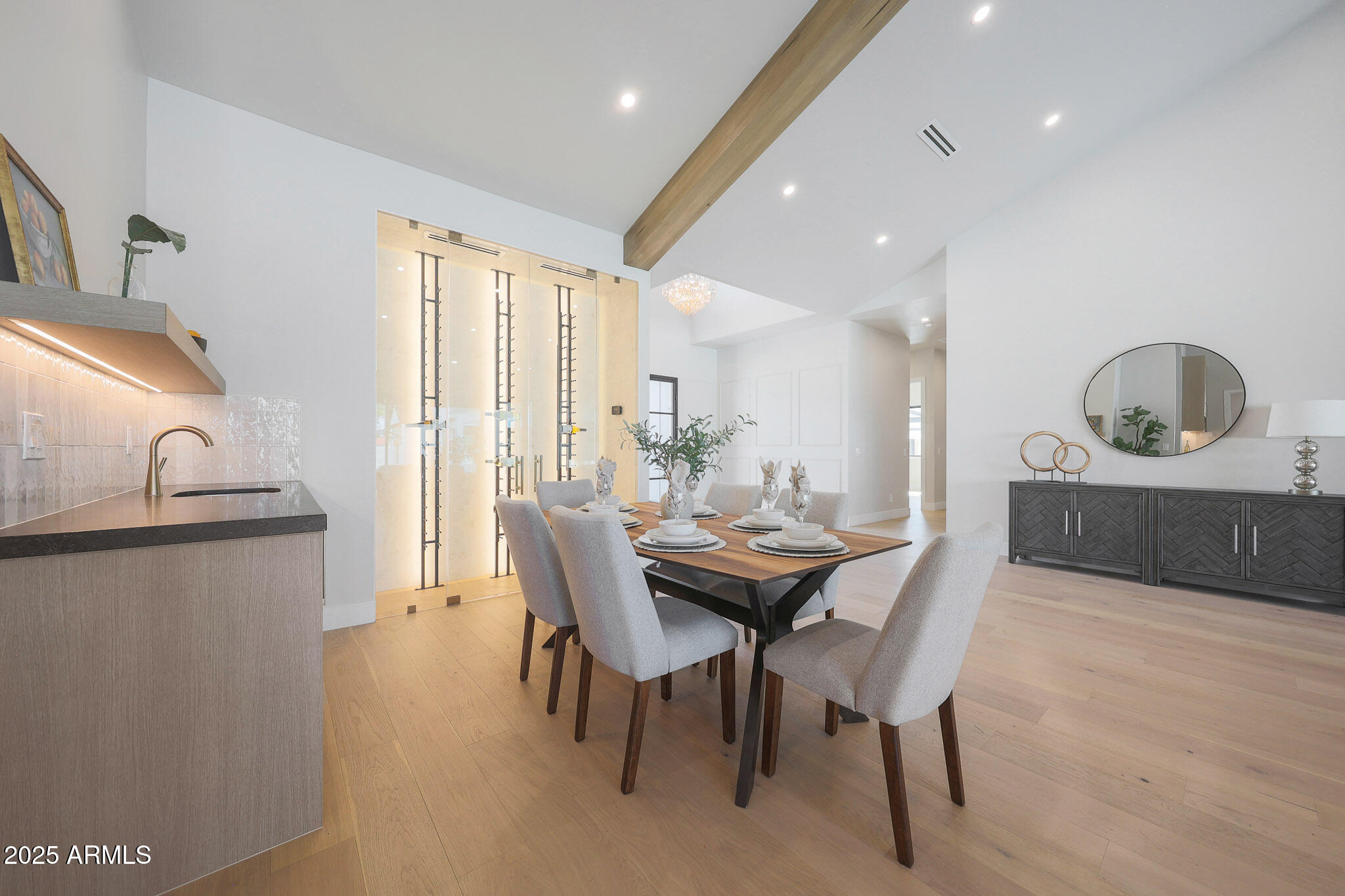 AVANT 1 UNIT 2 - Residential