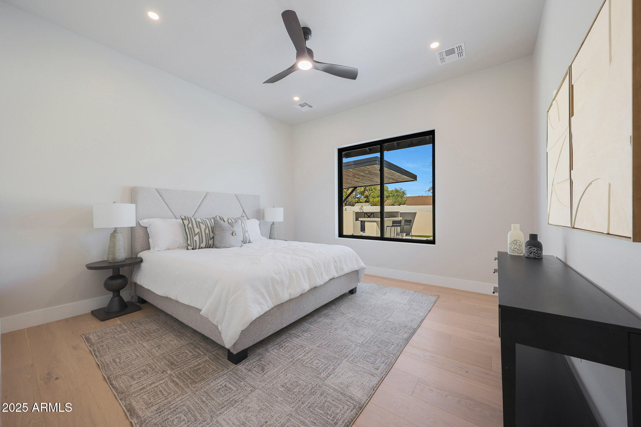 AVANT 1 UNIT 2 - Residential
