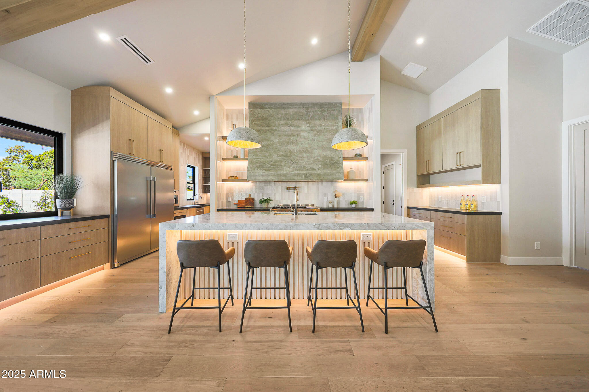 AVANT 1 UNIT 2 - Residential