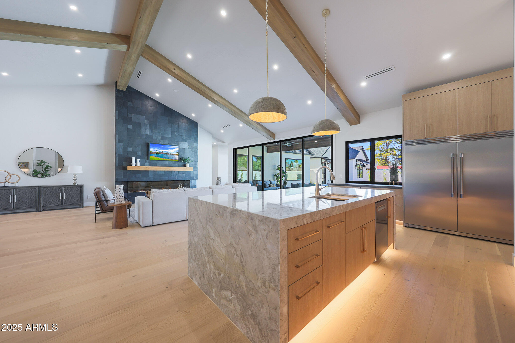 AVANT 1 UNIT 2 - Residential