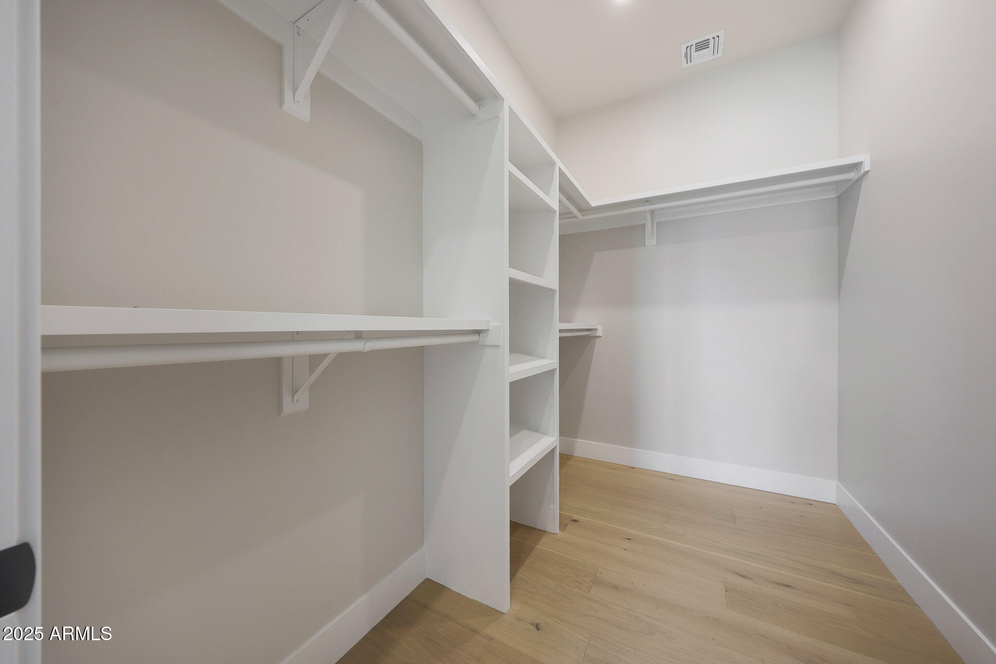 AVANT 1 UNIT 2 - Residential