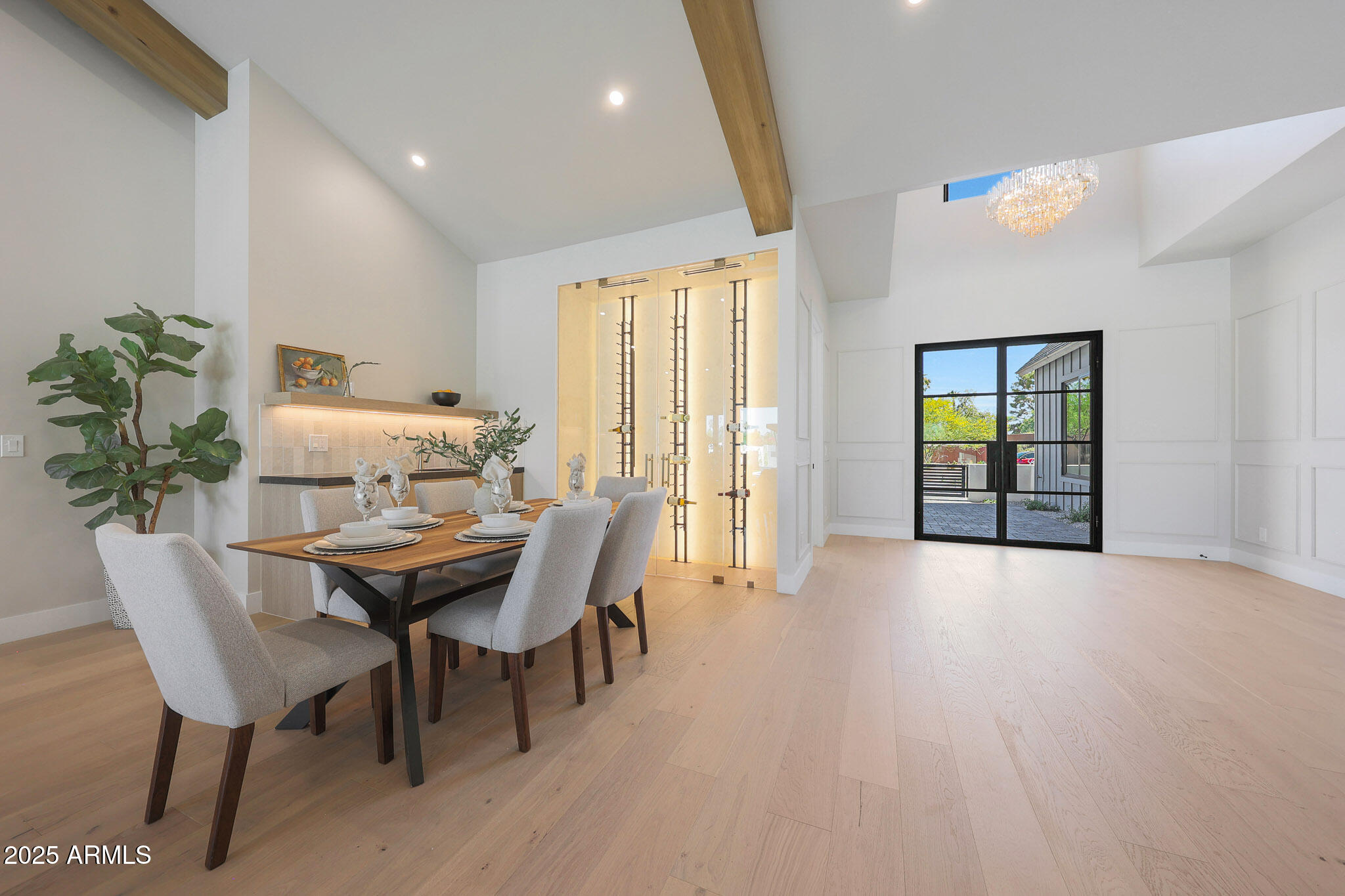 AVANT 1 UNIT 2 - Residential
