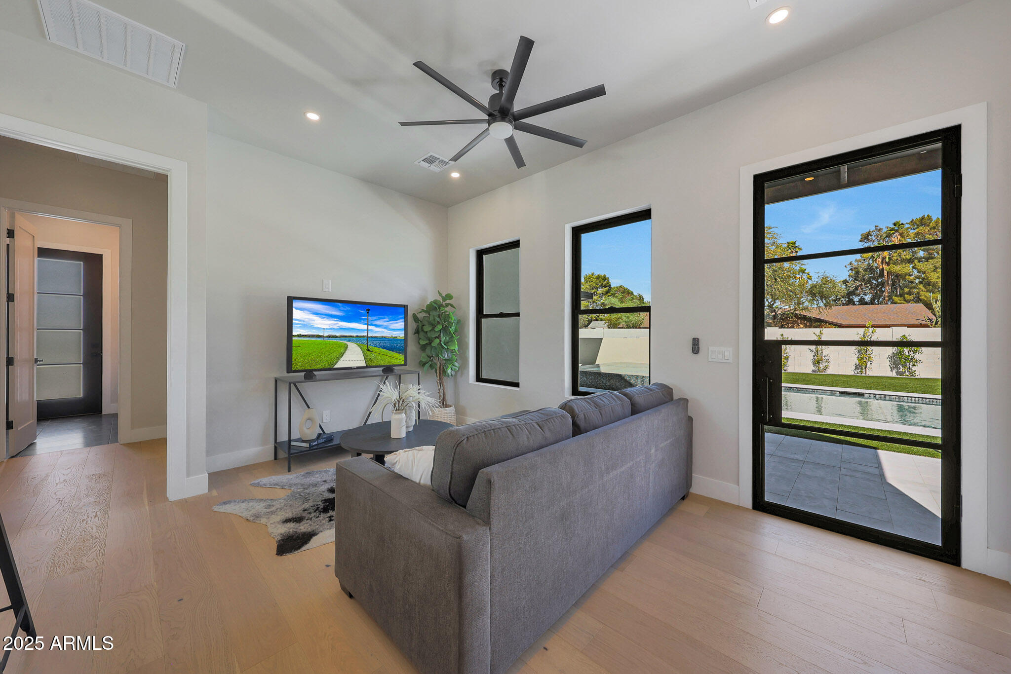 AVANT 1 UNIT 2 - Residential
