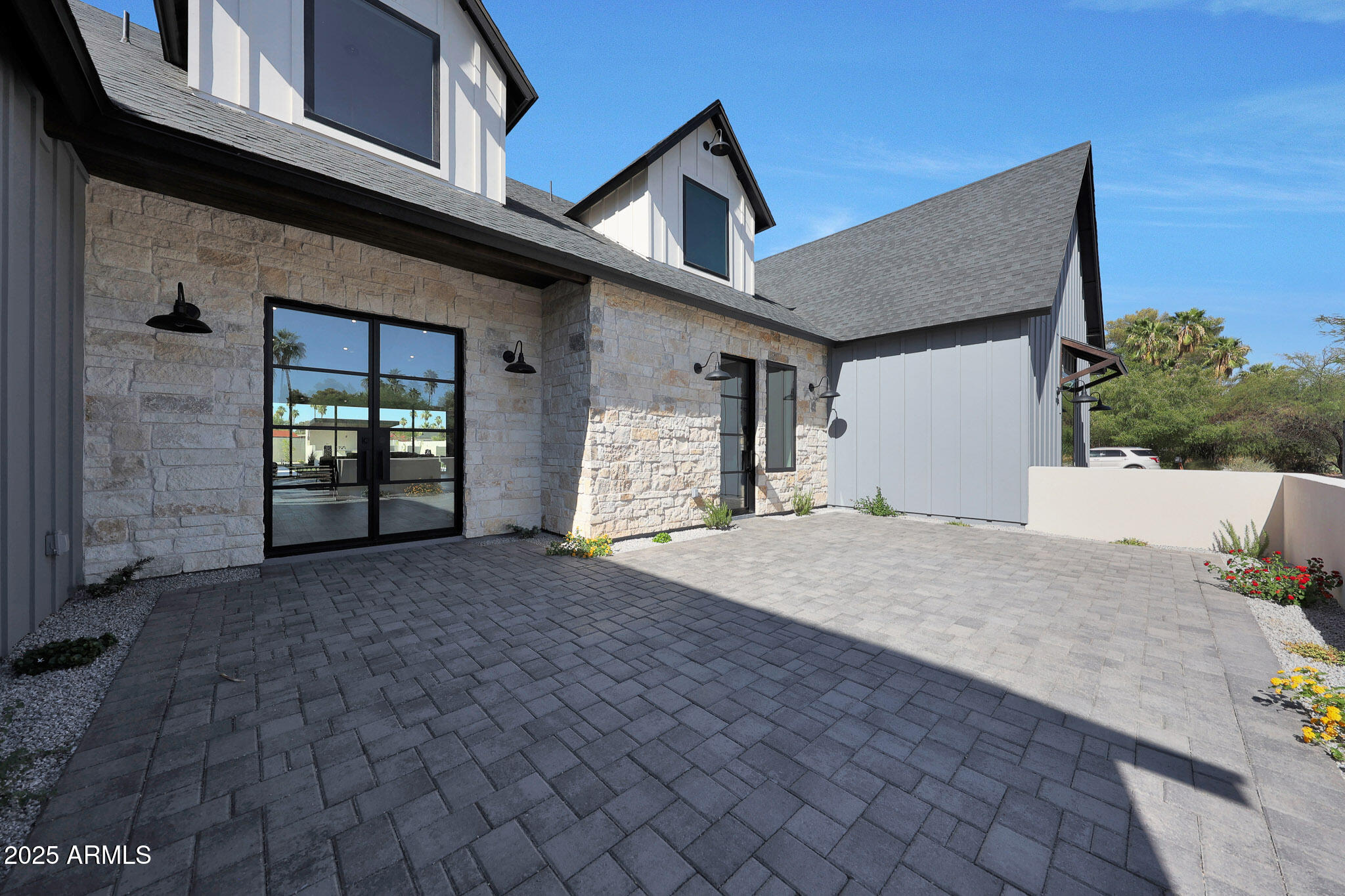 AVANT 1 UNIT 2 - Residential