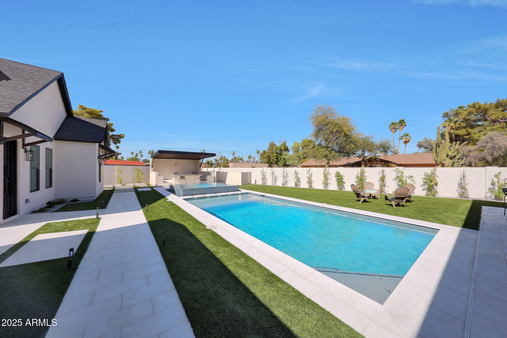 AVANT 1 UNIT 2 - Residential