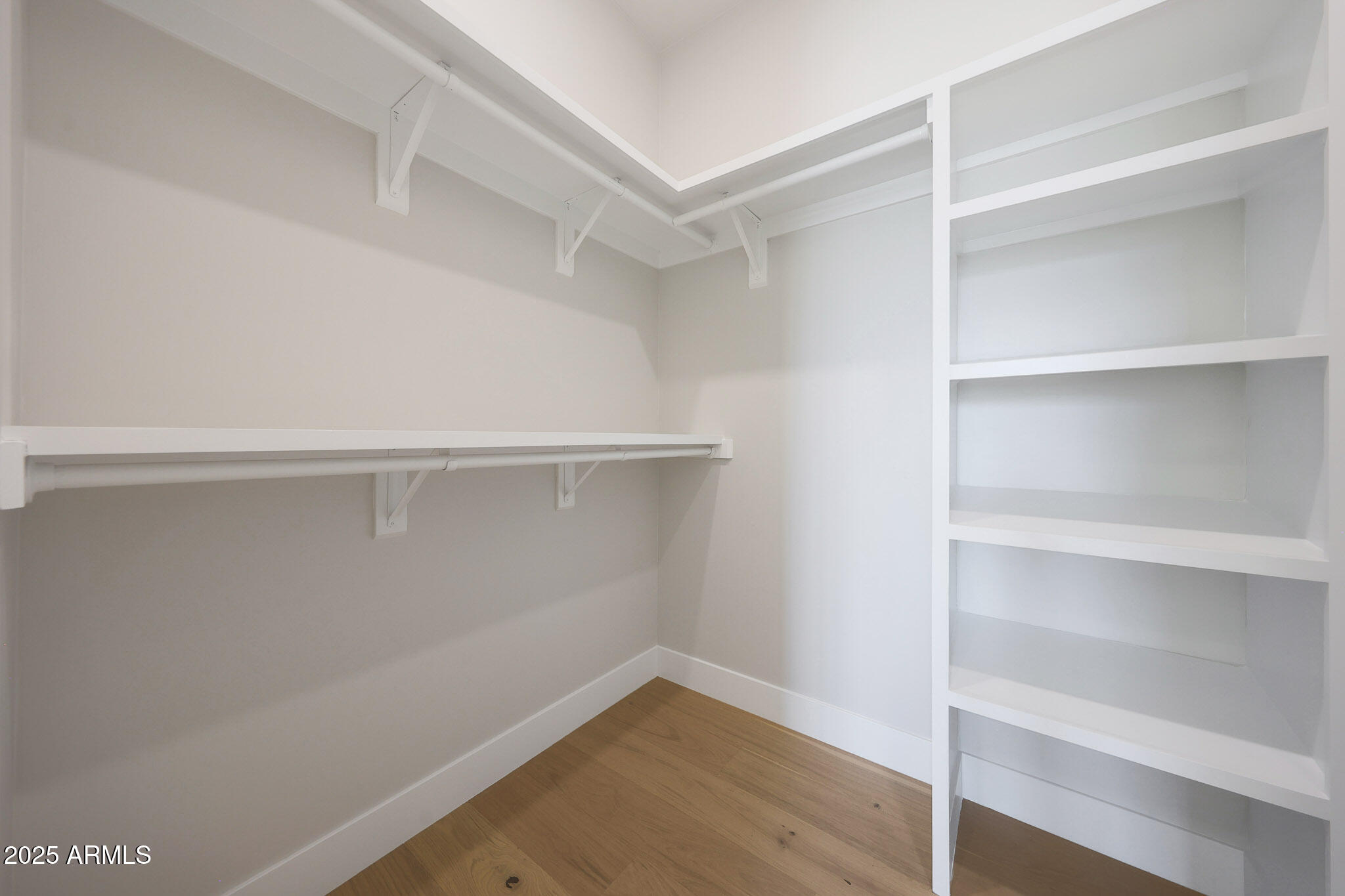 AVANT 1 UNIT 2 - Residential