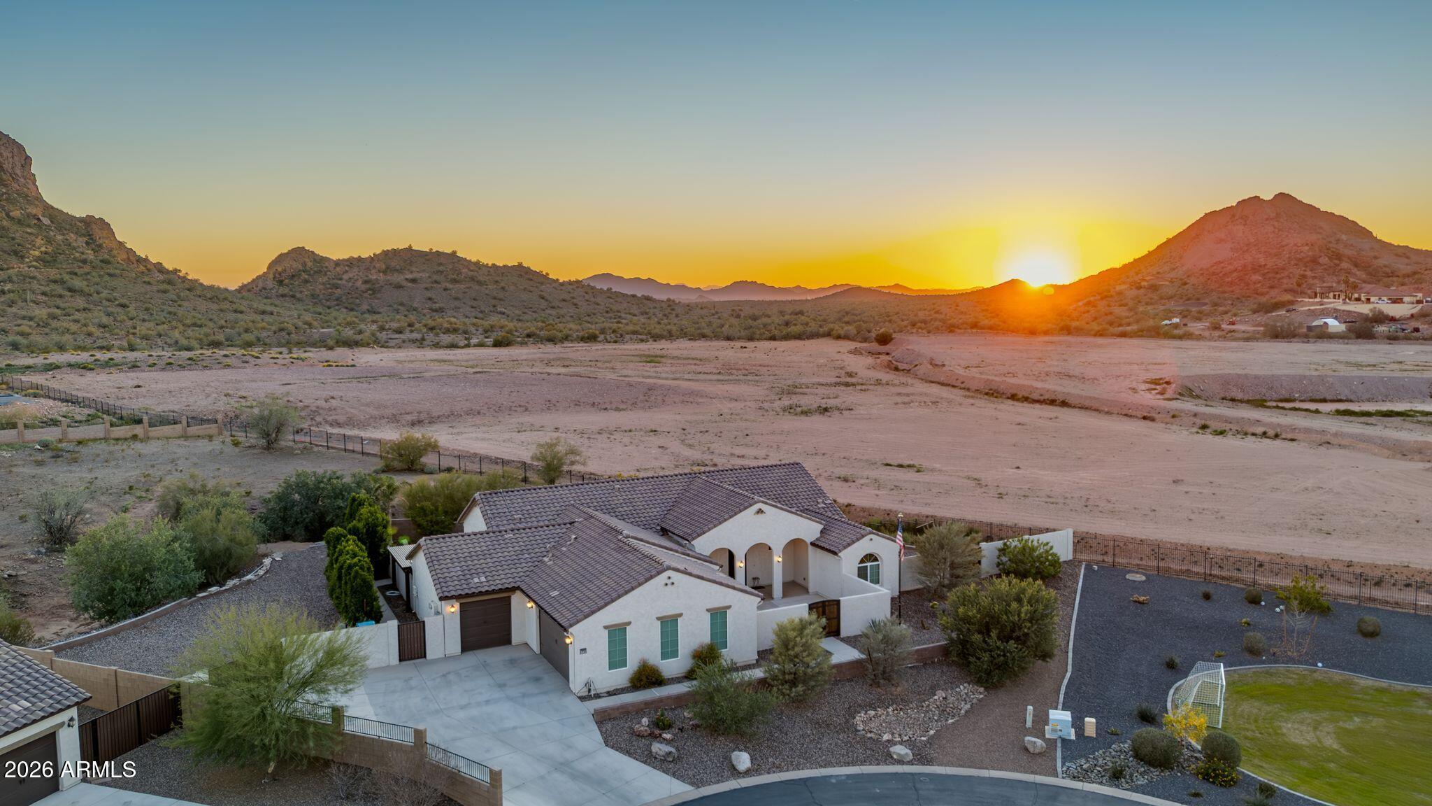 WHITEWING AT SAN TAN MAGMA - Residential