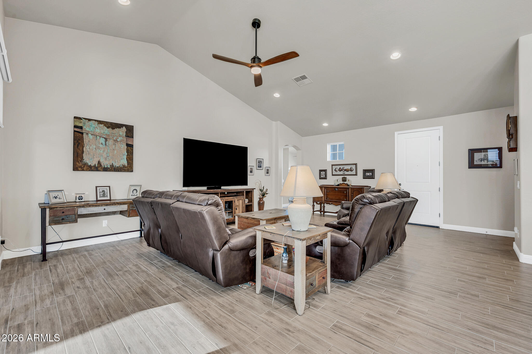 WHITEWING AT SAN TAN MAGMA - Residential