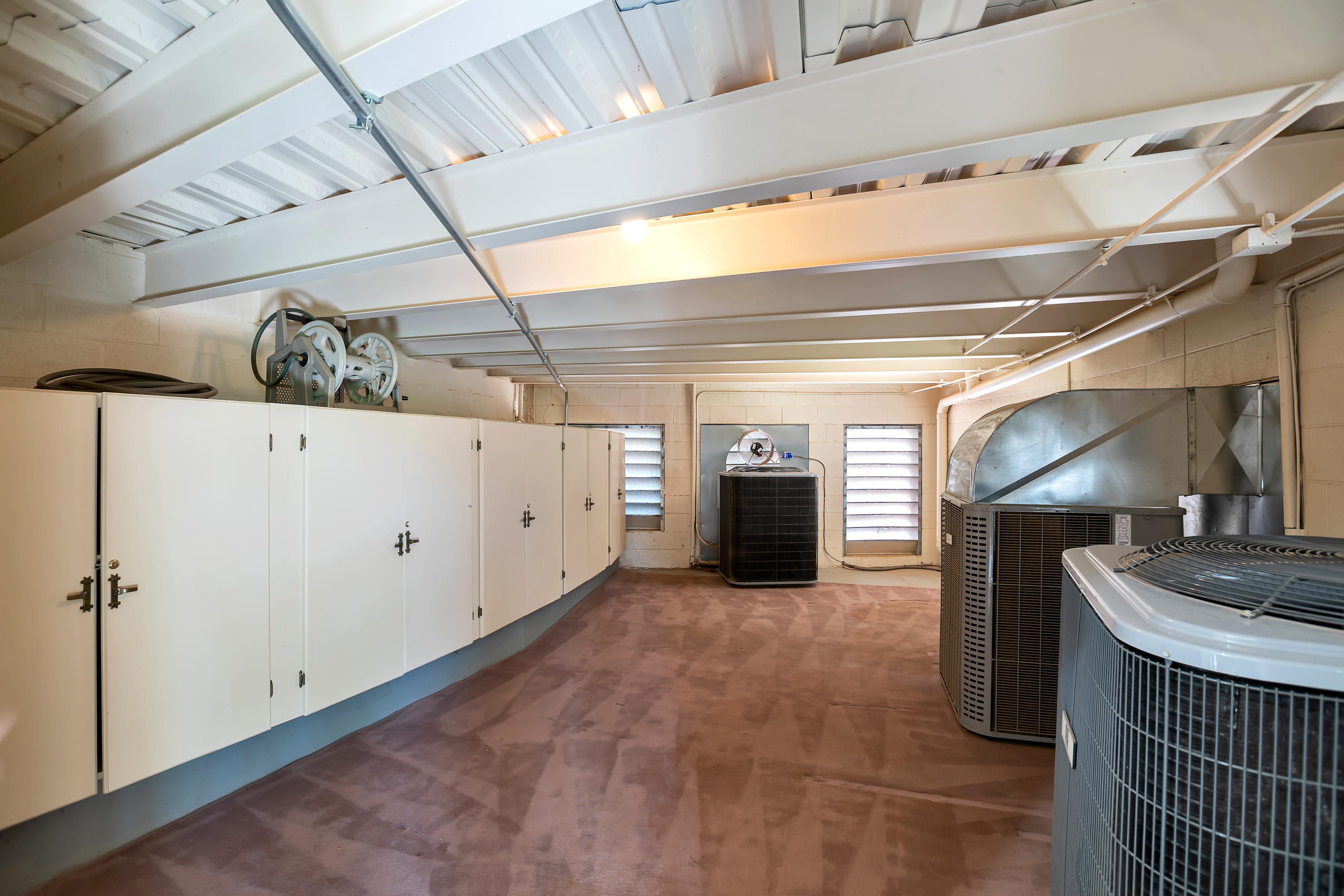 EAST CUP OF GOLD ESTATES - Residential