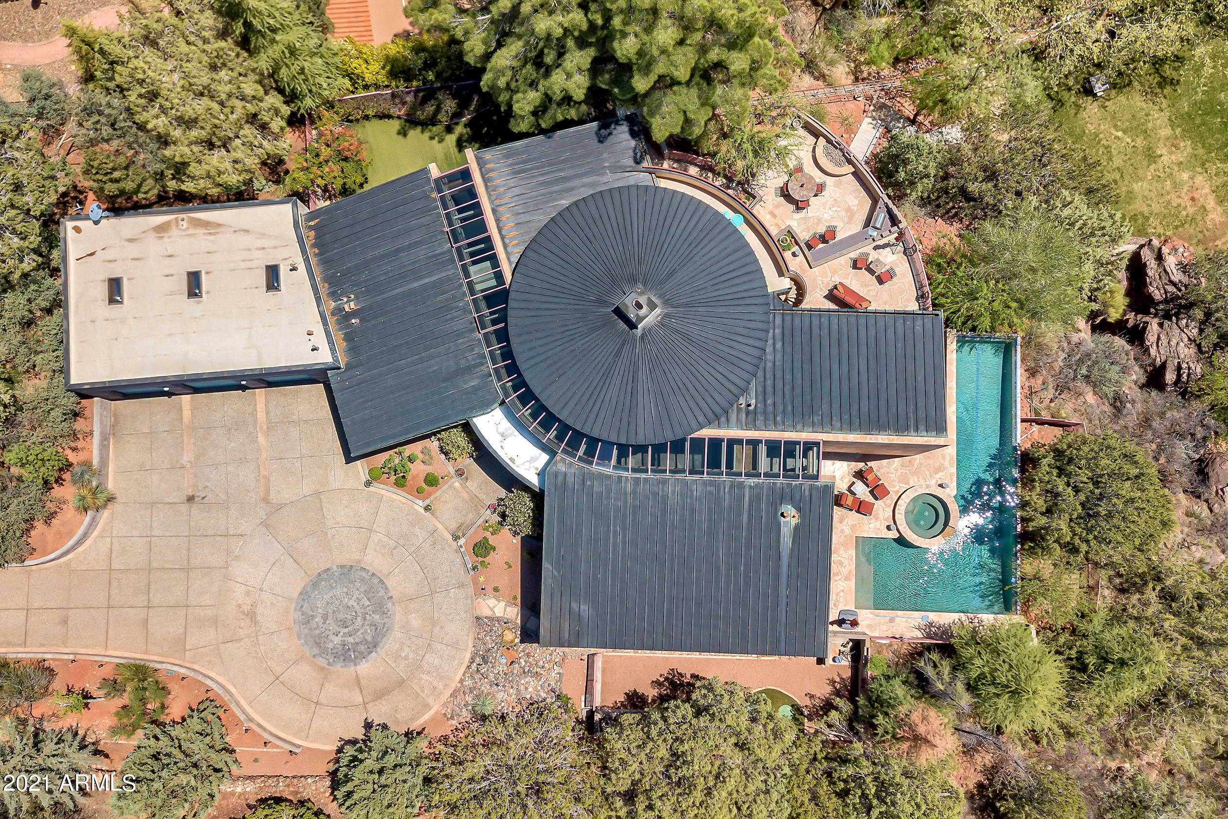 EAST CUP OF GOLD ESTATES - Residential