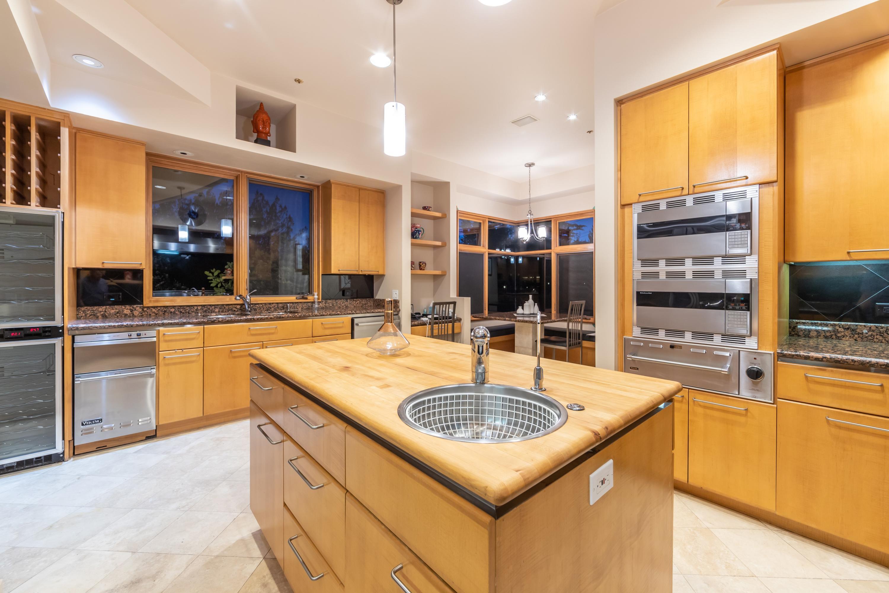 EAST CUP OF GOLD ESTATES - Residential