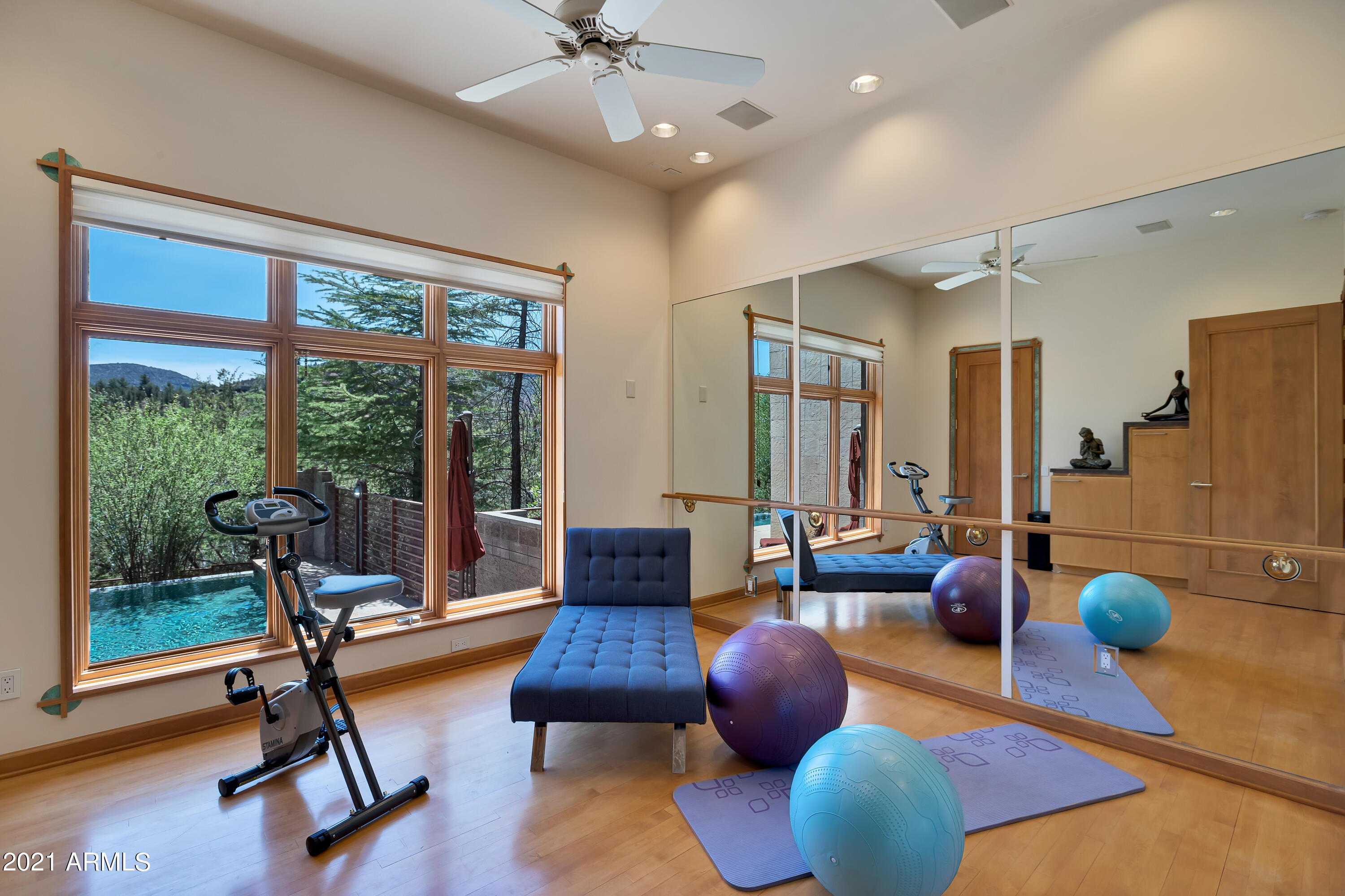 EAST CUP OF GOLD ESTATES - Residential
