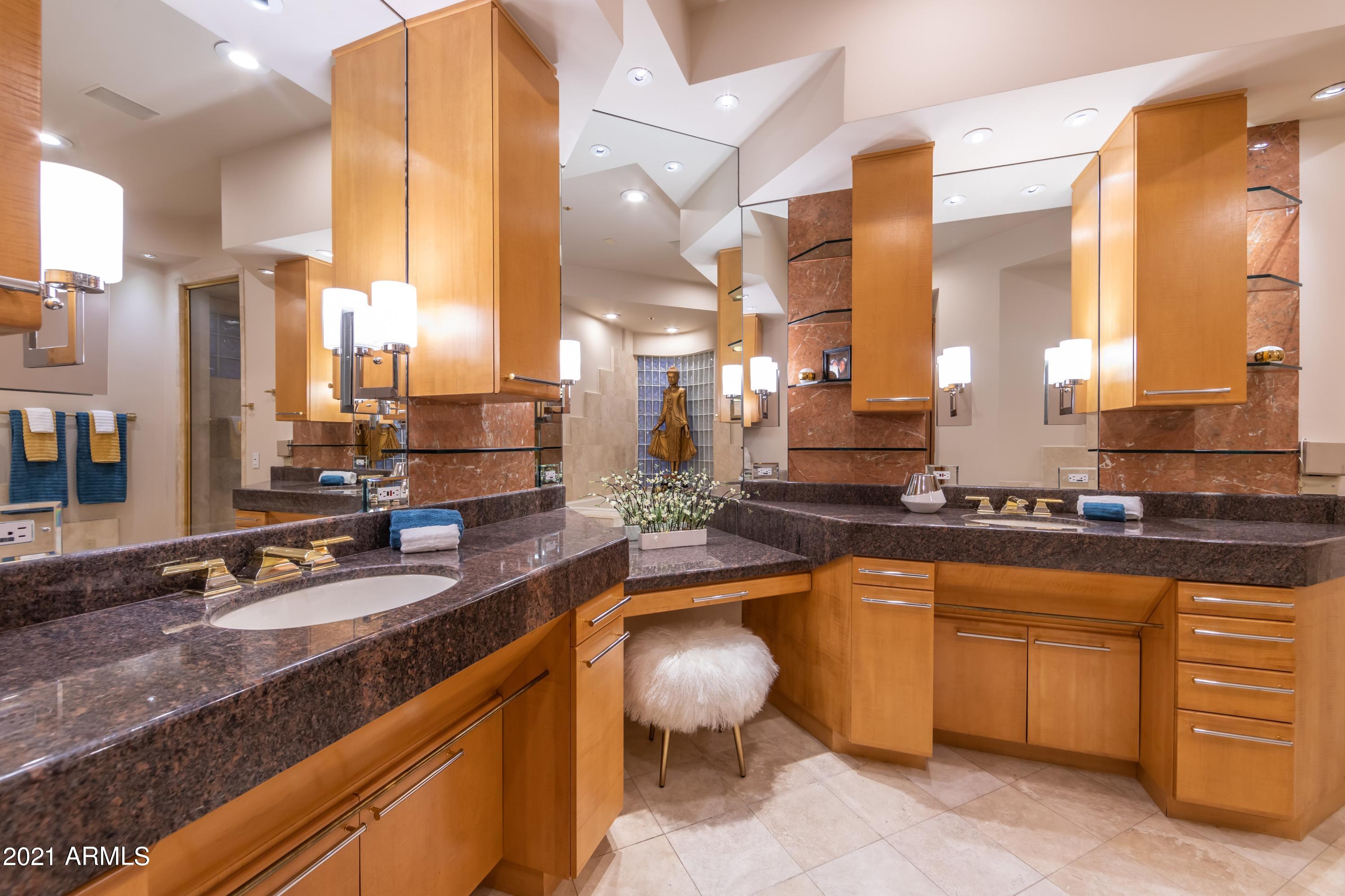 EAST CUP OF GOLD ESTATES - Residential