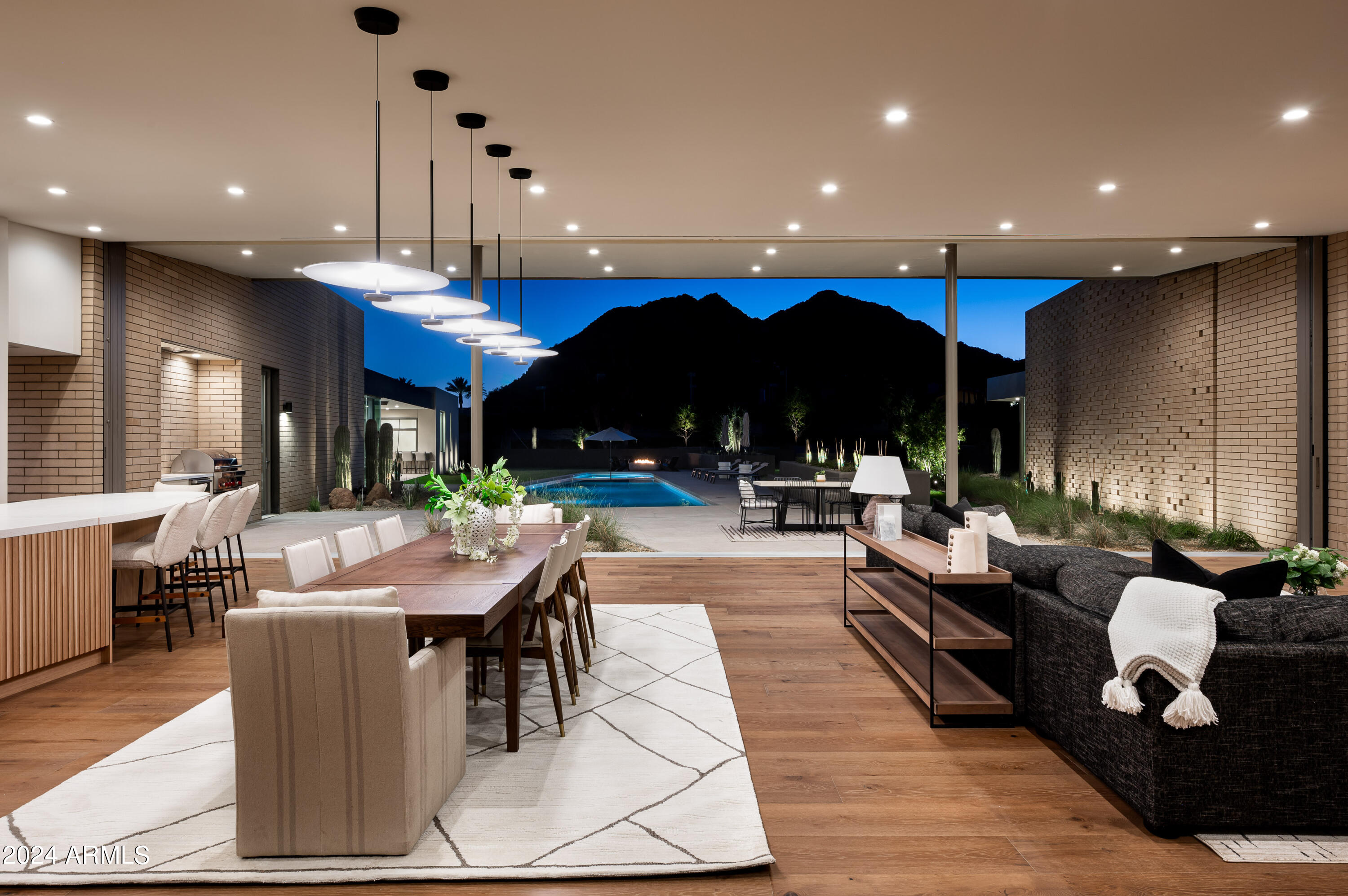 CAMELBACK LANDS - Residential