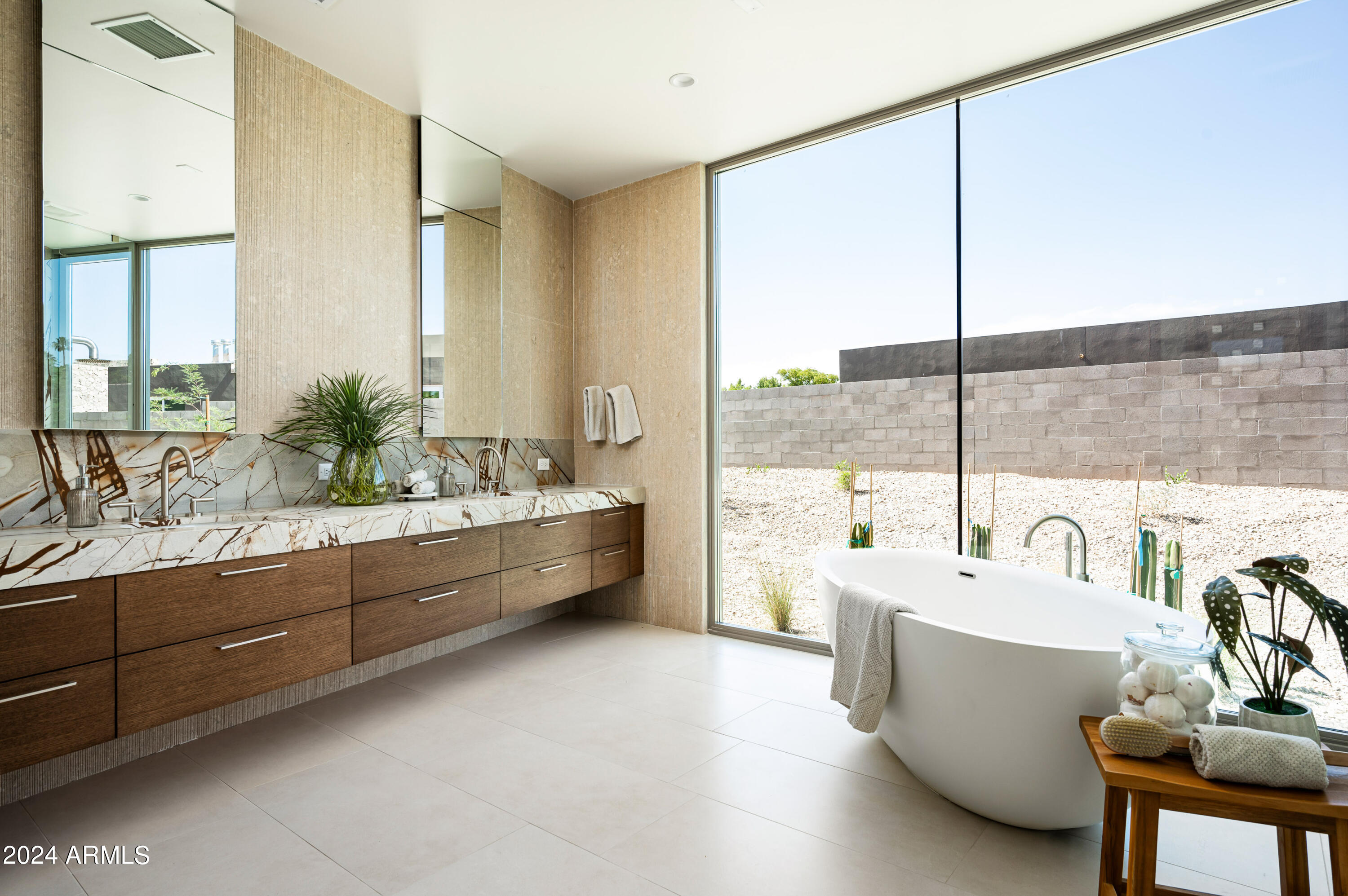 CAMELBACK LANDS - Residential