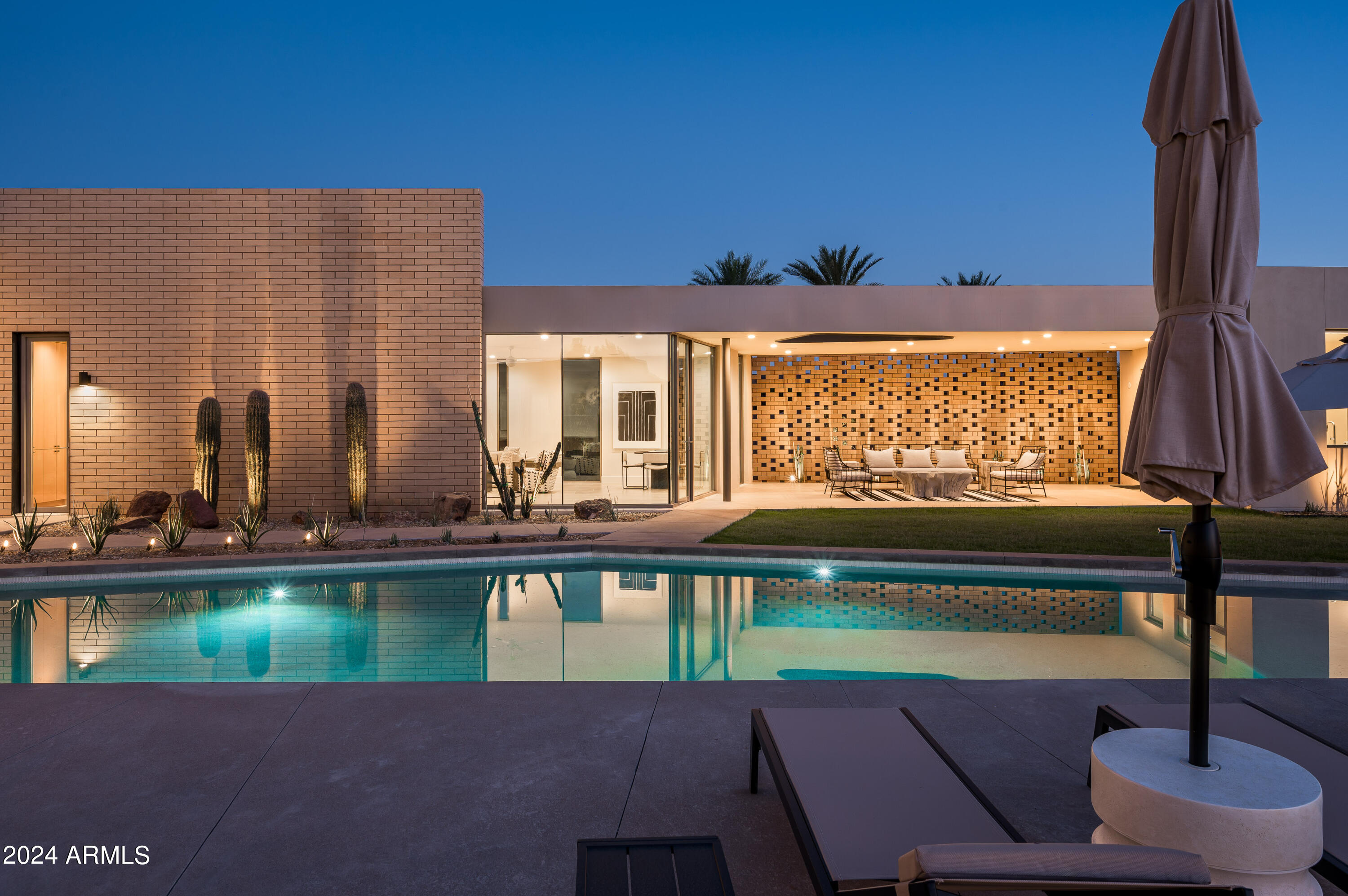 CAMELBACK LANDS - Residential