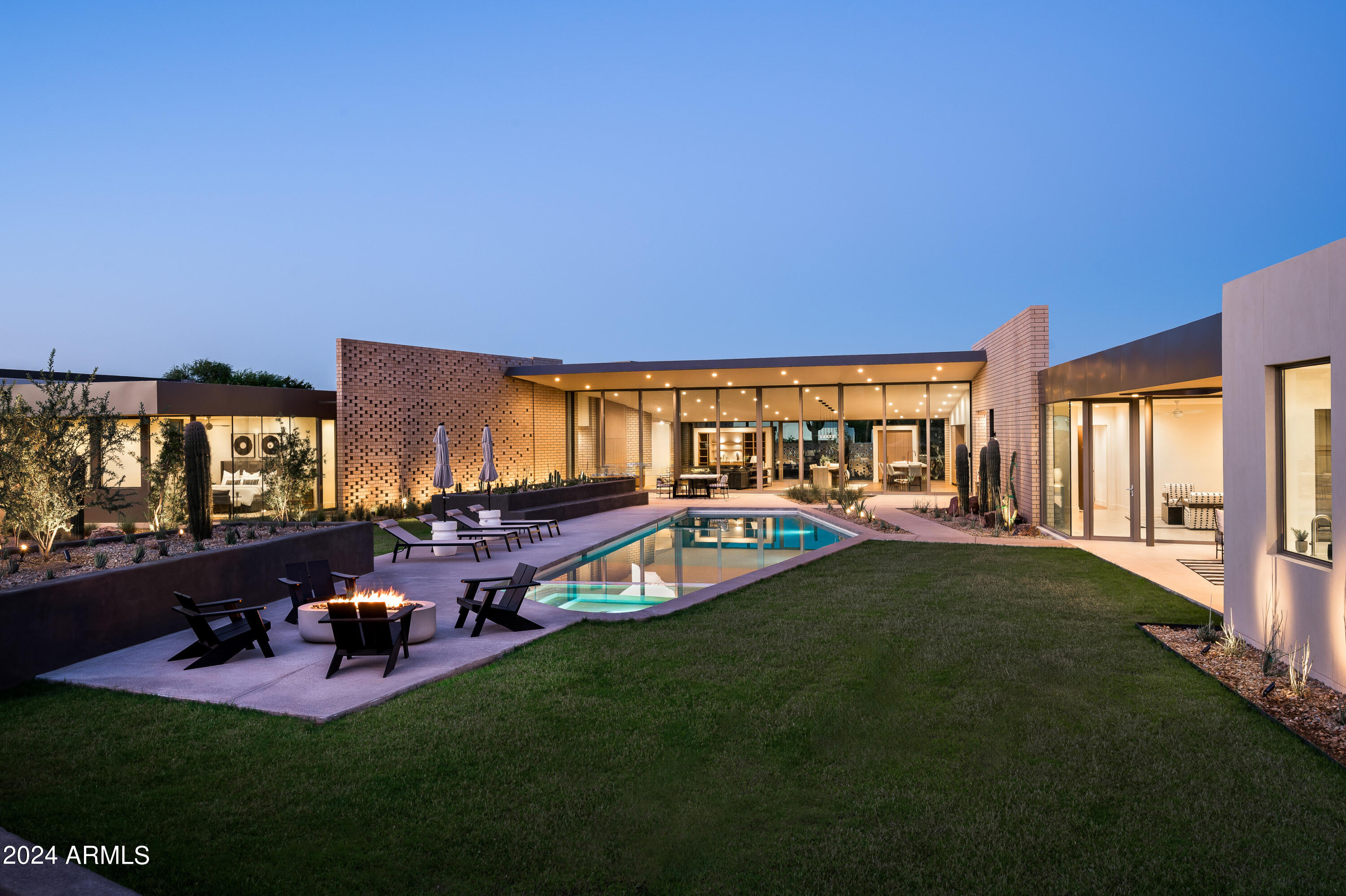 CAMELBACK LANDS - Residential