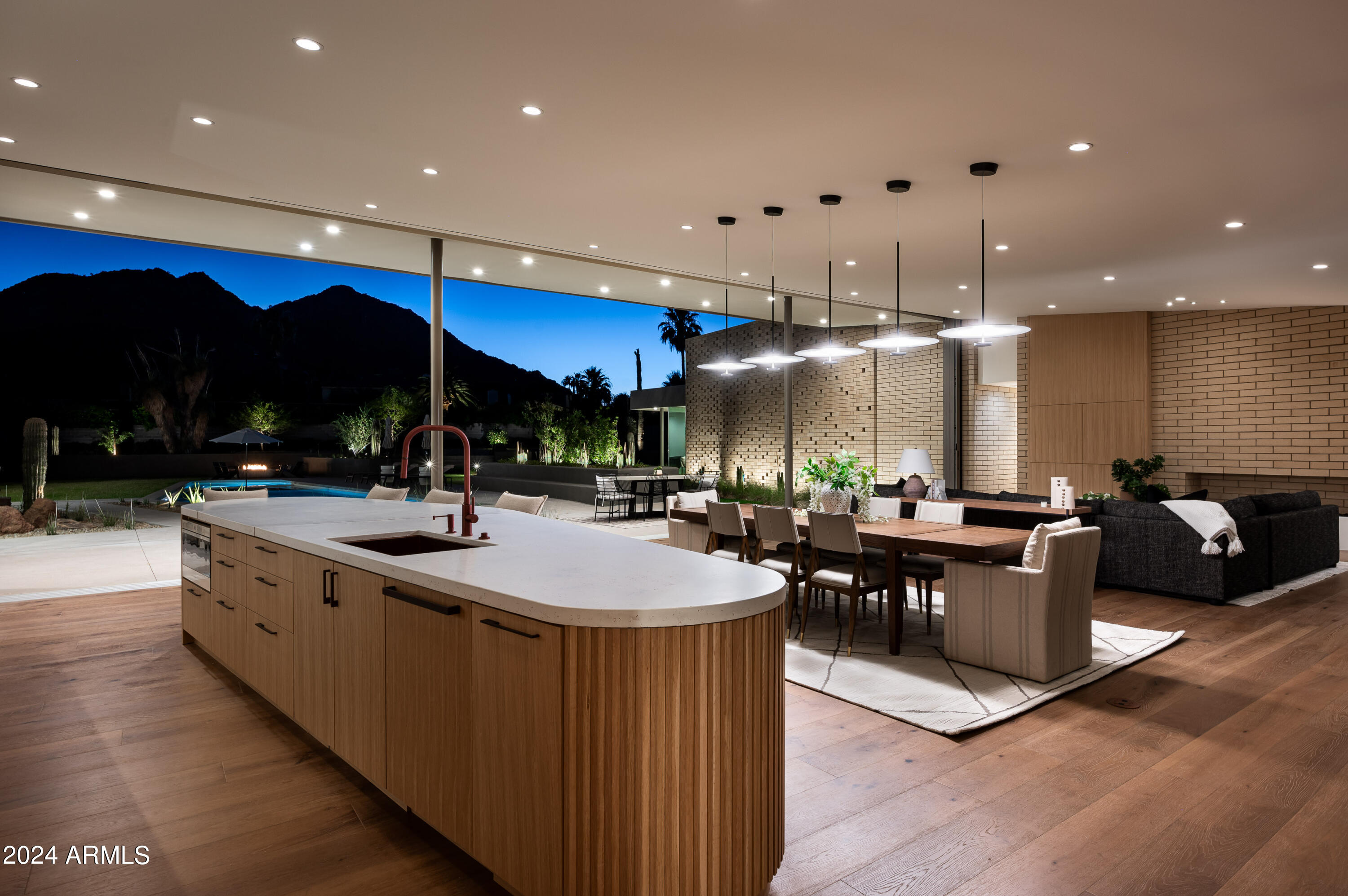 CAMELBACK LANDS - Residential