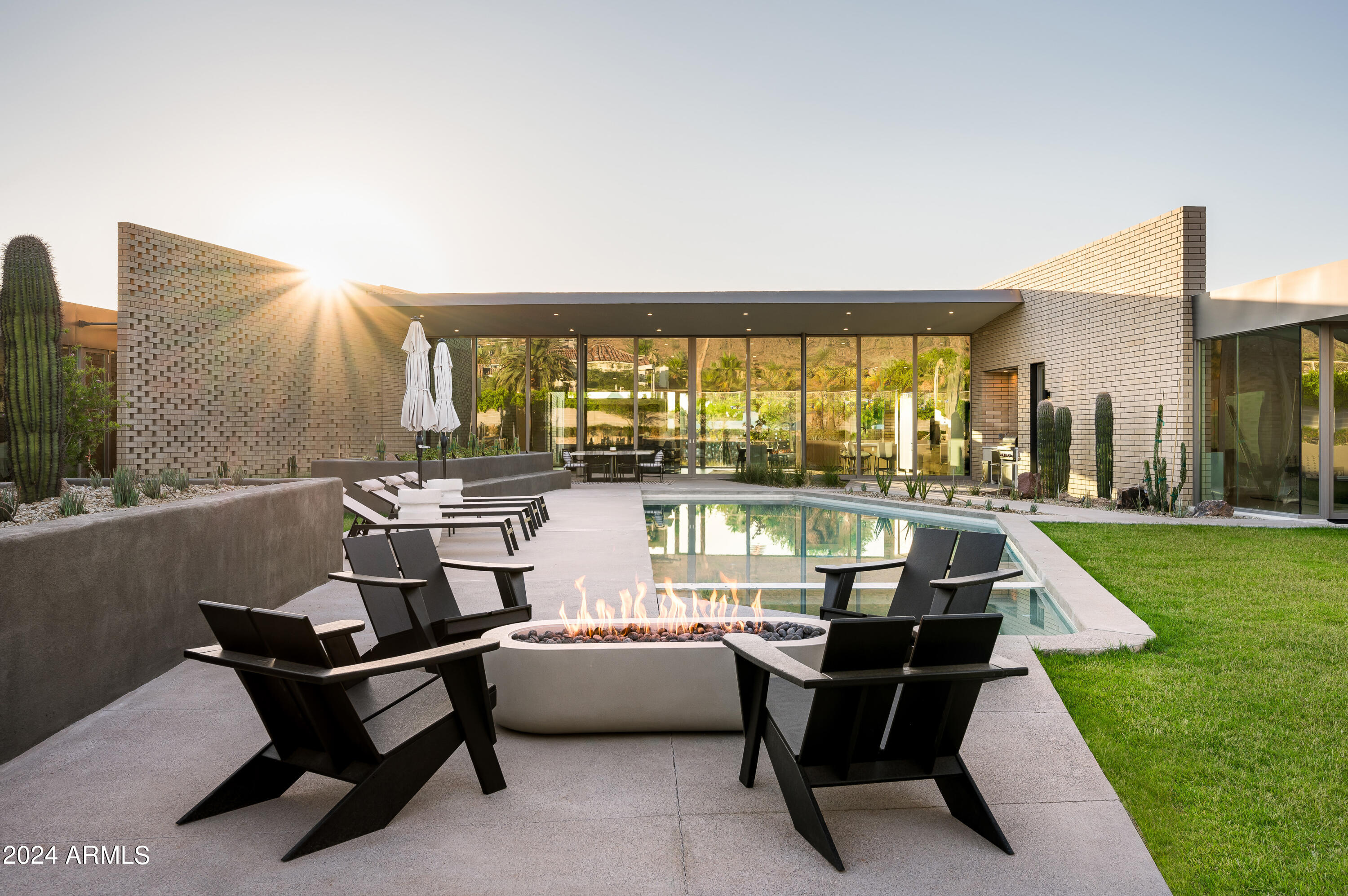 CAMELBACK LANDS - Residential