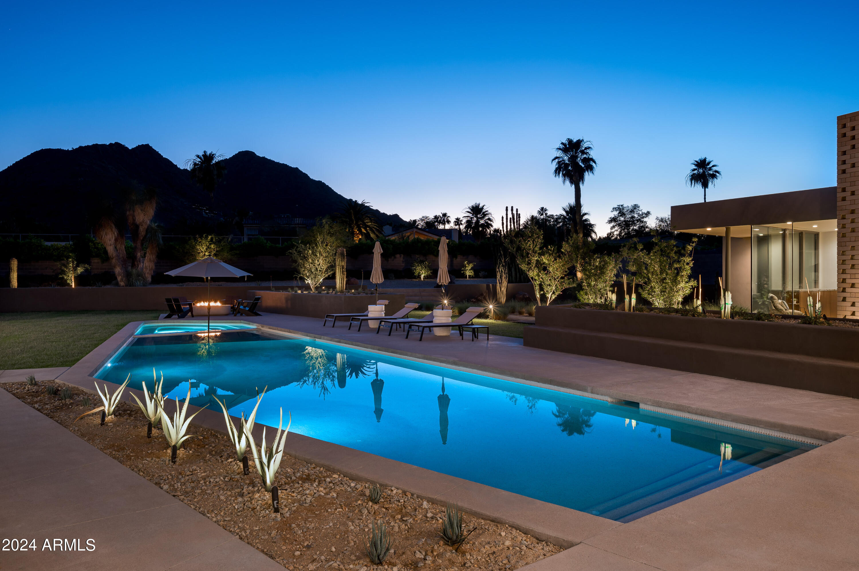 CAMELBACK LANDS - Residential