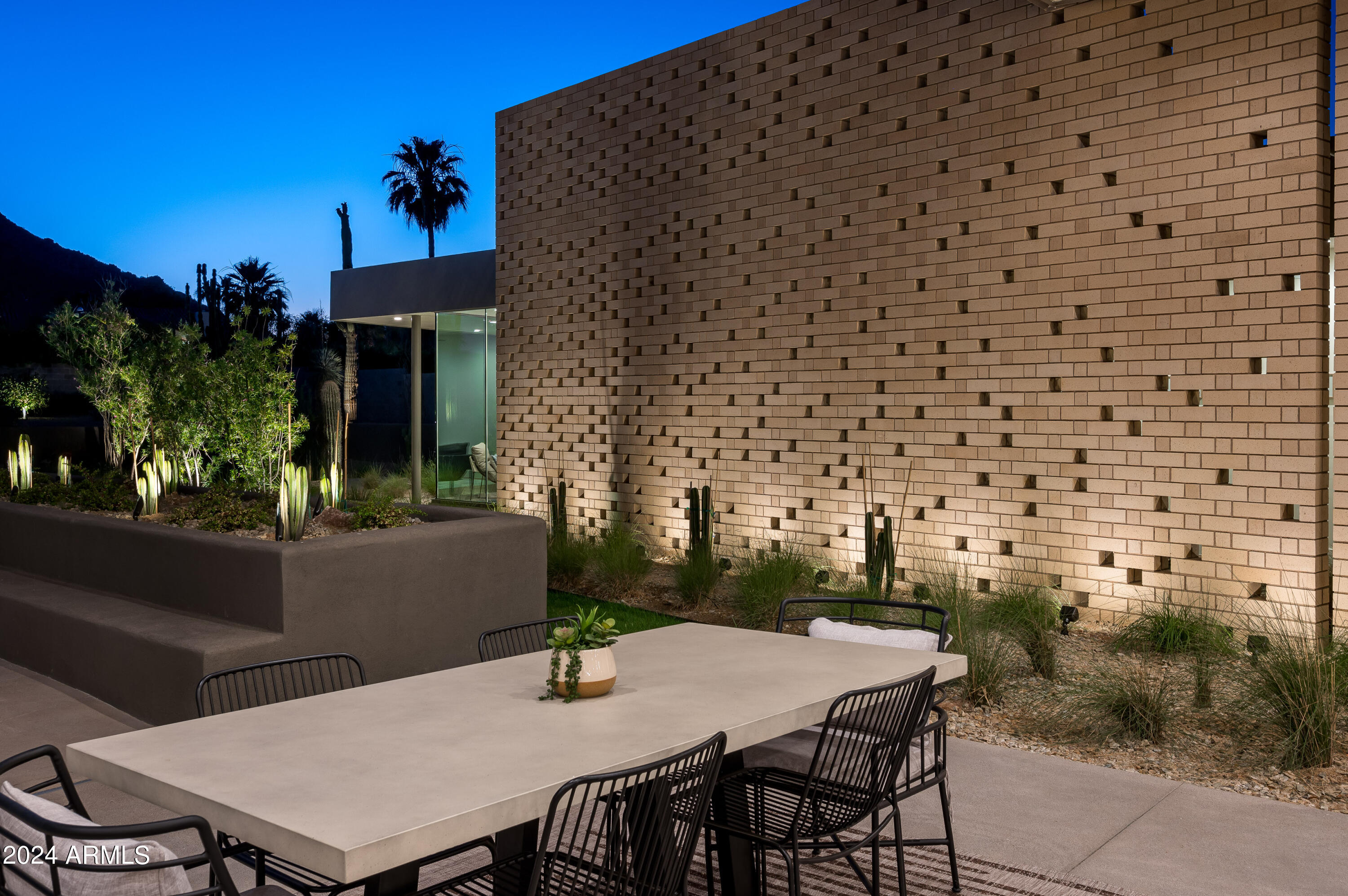CAMELBACK LANDS - Residential