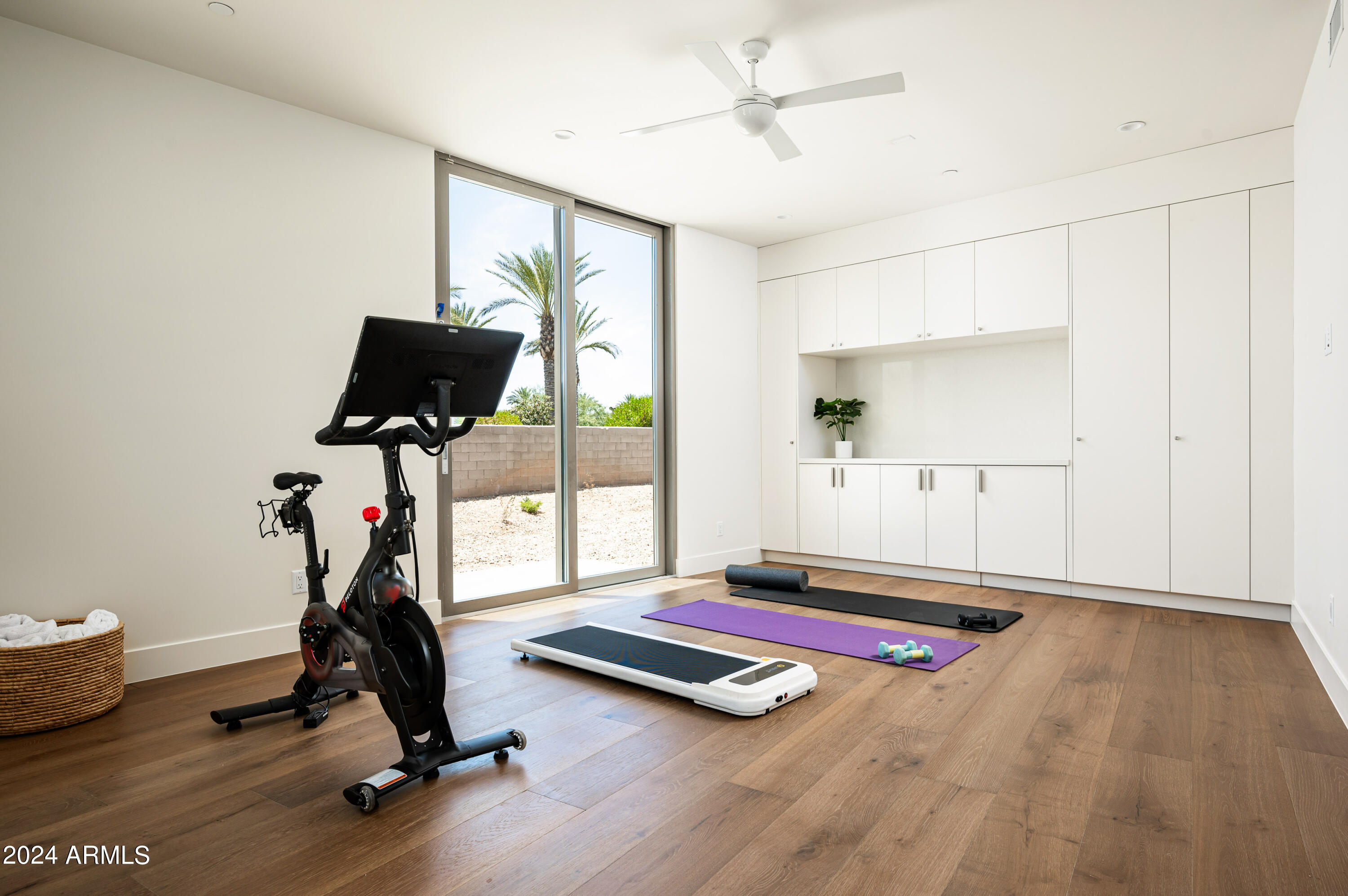 CAMELBACK LANDS - Residential