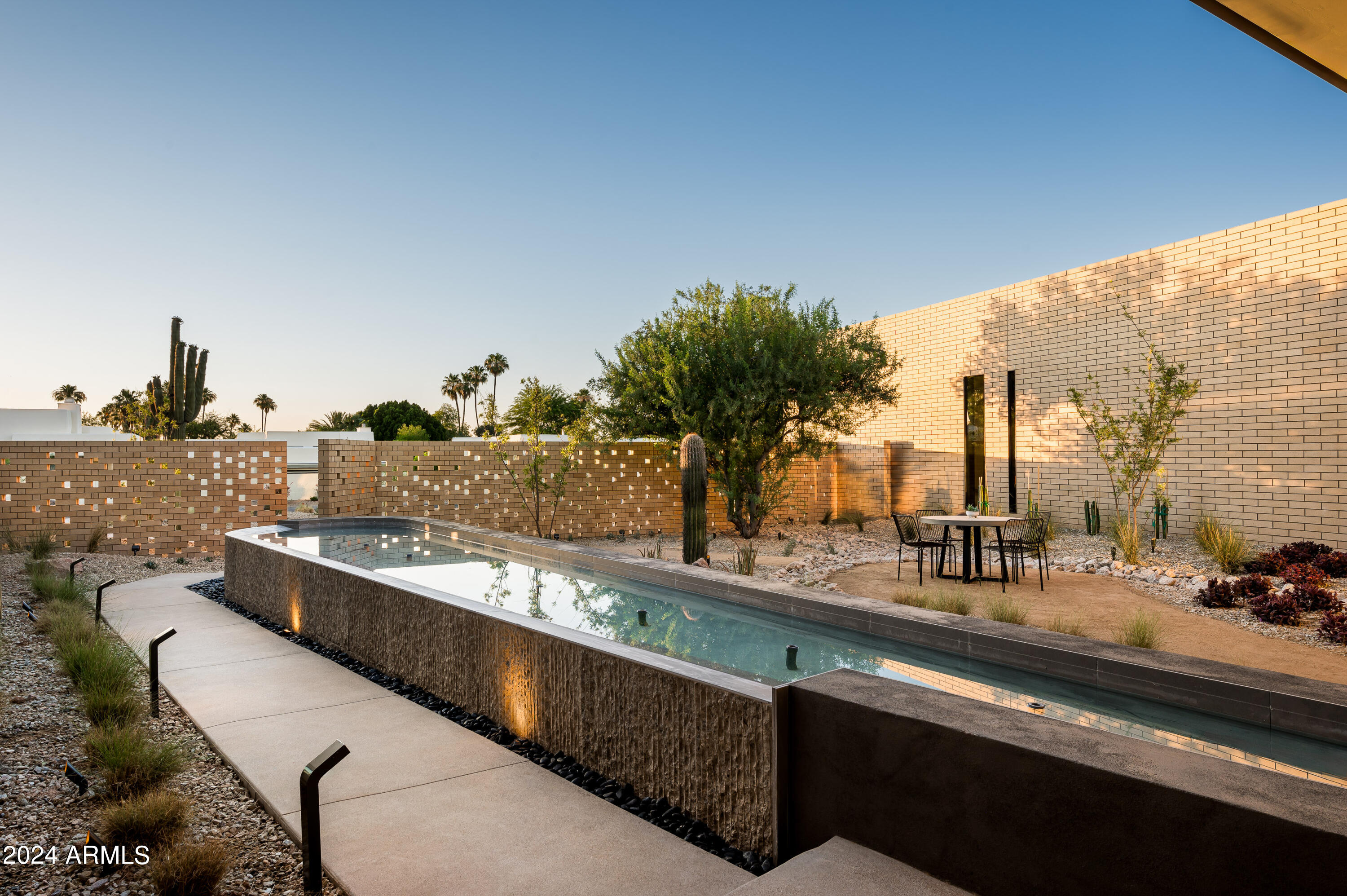 CAMELBACK LANDS - Residential