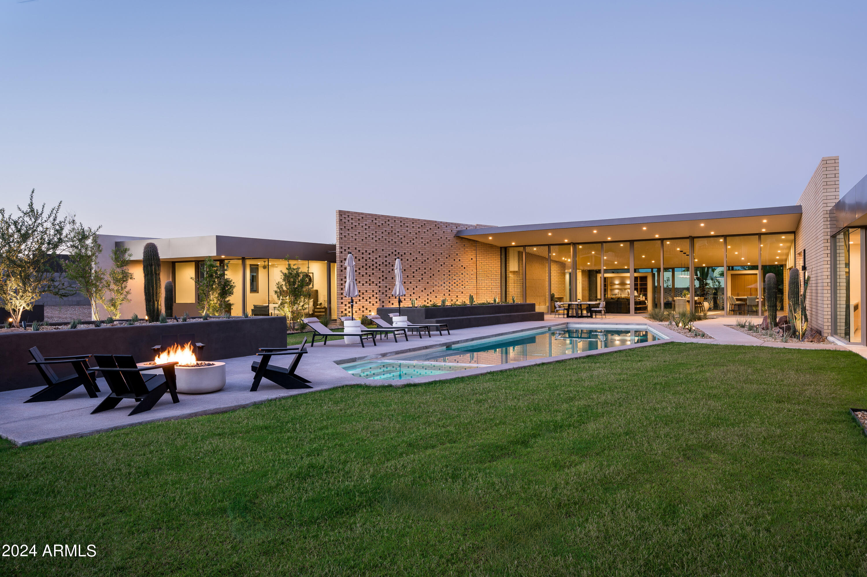 CAMELBACK LANDS - Residential