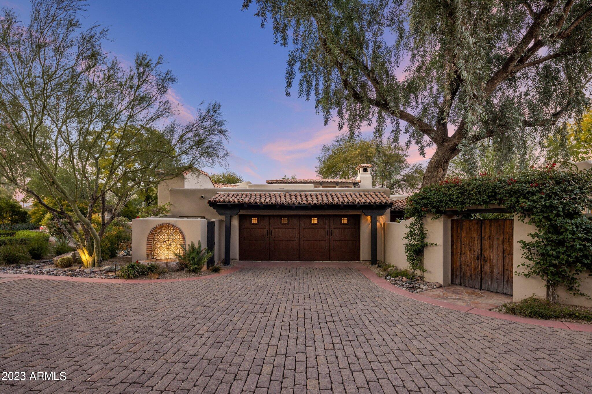 CINCO SOLES - Residential