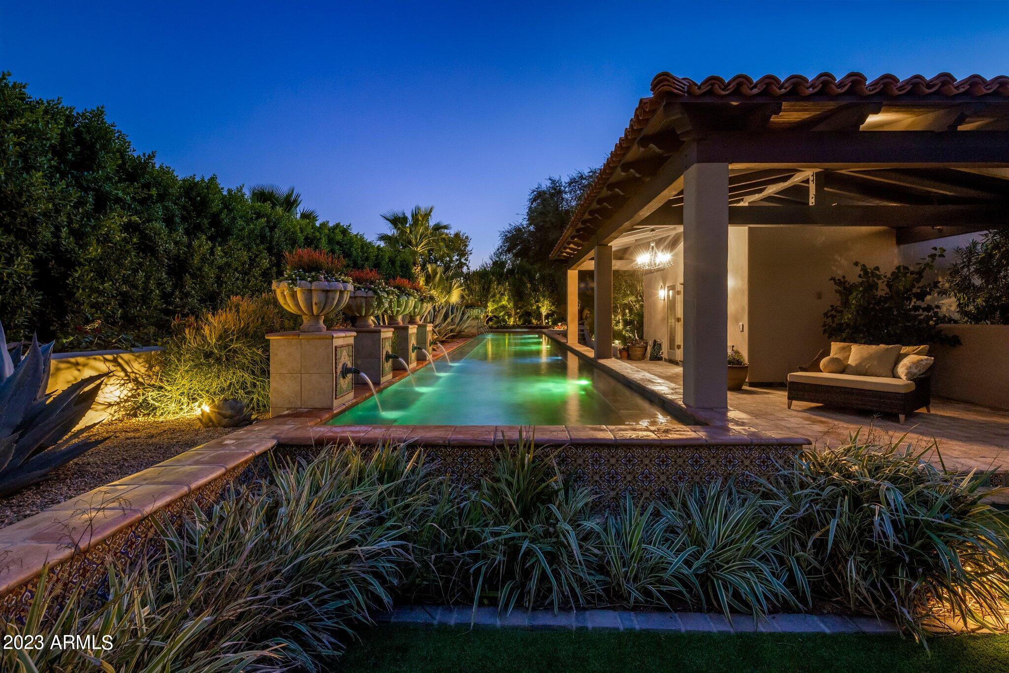 CINCO SOLES - Residential