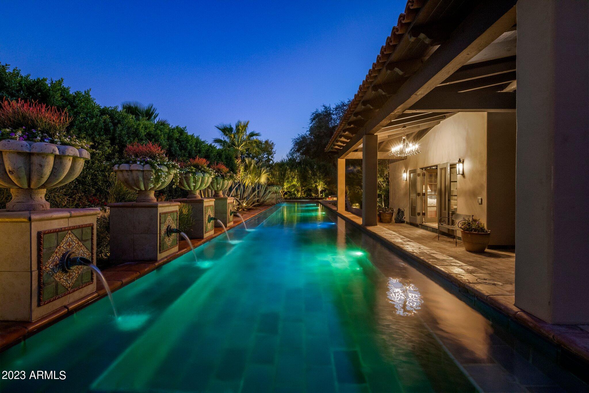 CINCO SOLES - Residential