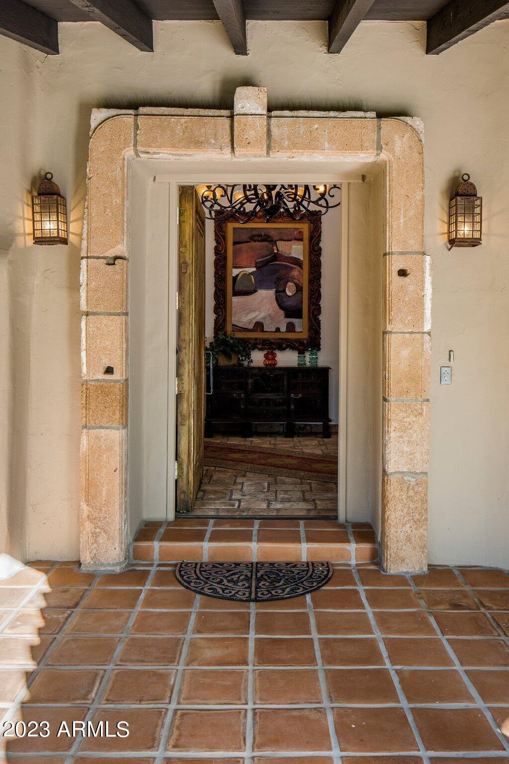 CINCO SOLES - Residential