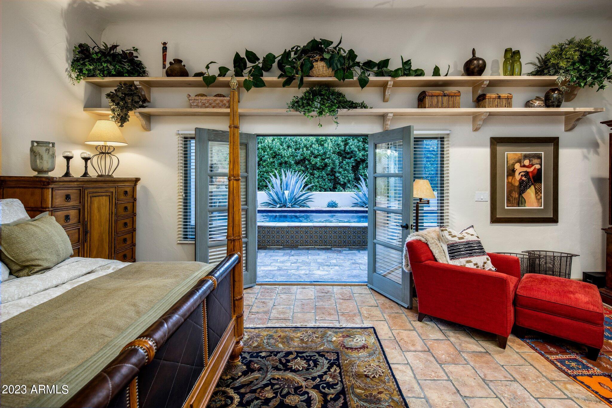CINCO SOLES - Residential