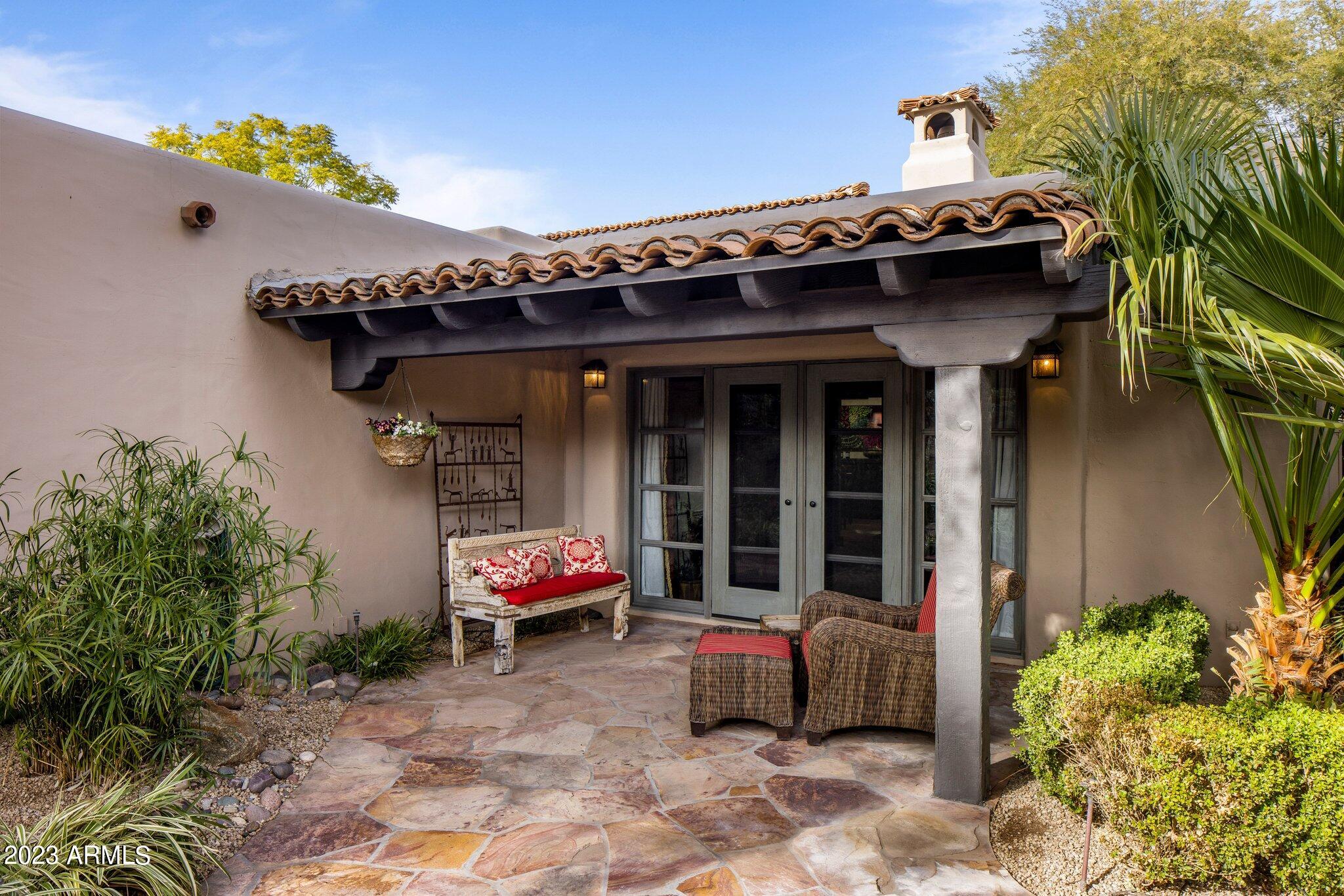CINCO SOLES - Residential
