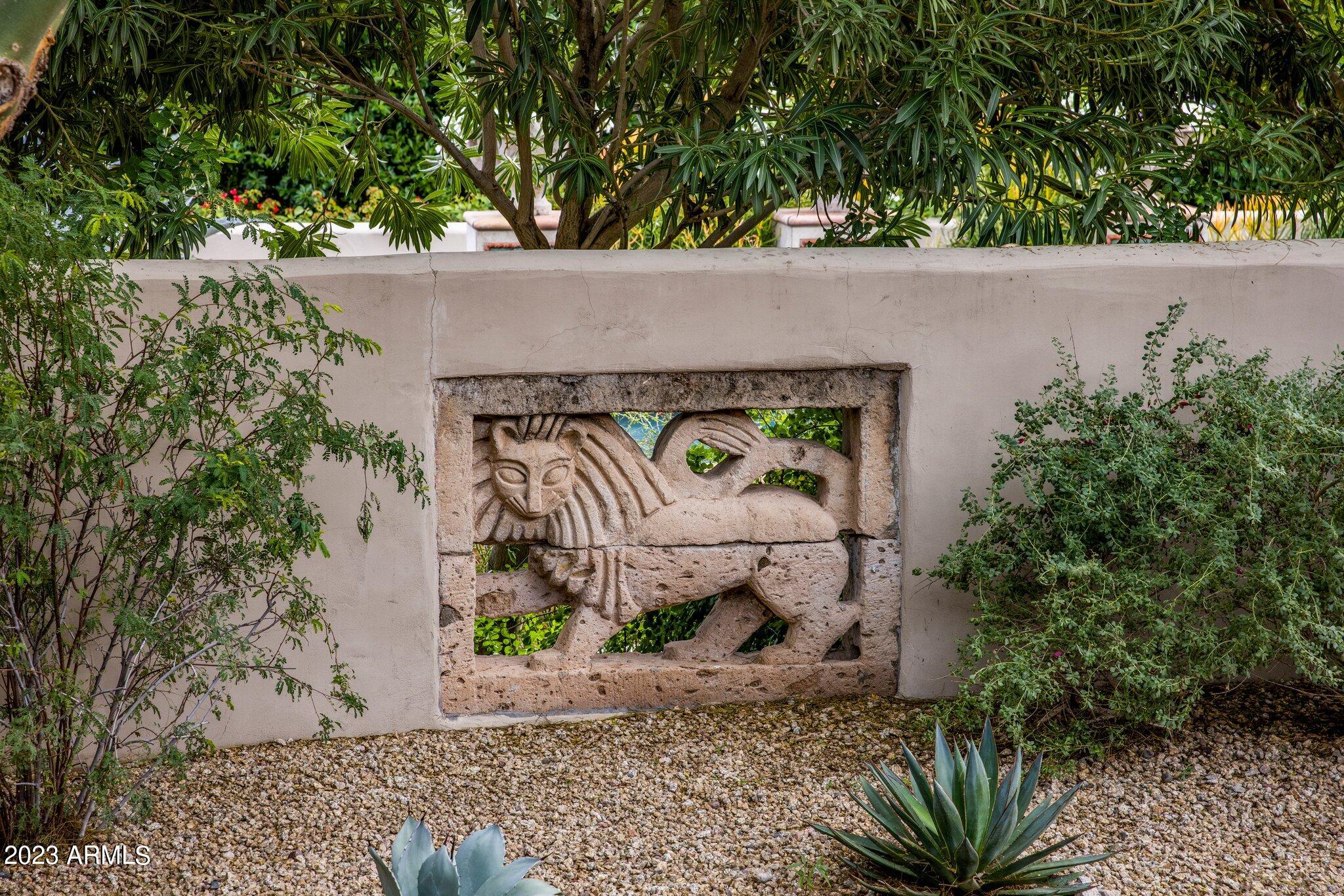 CINCO SOLES - Residential