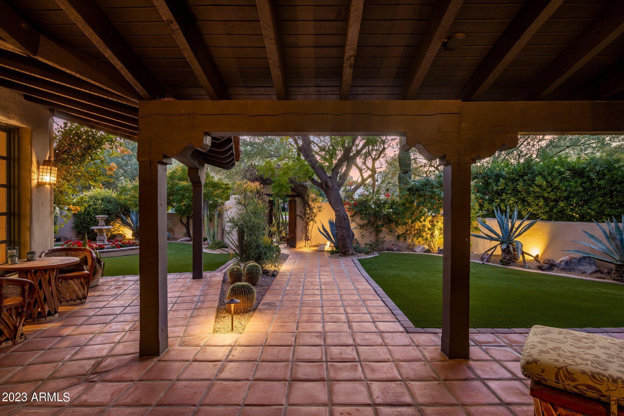 CINCO SOLES - Residential