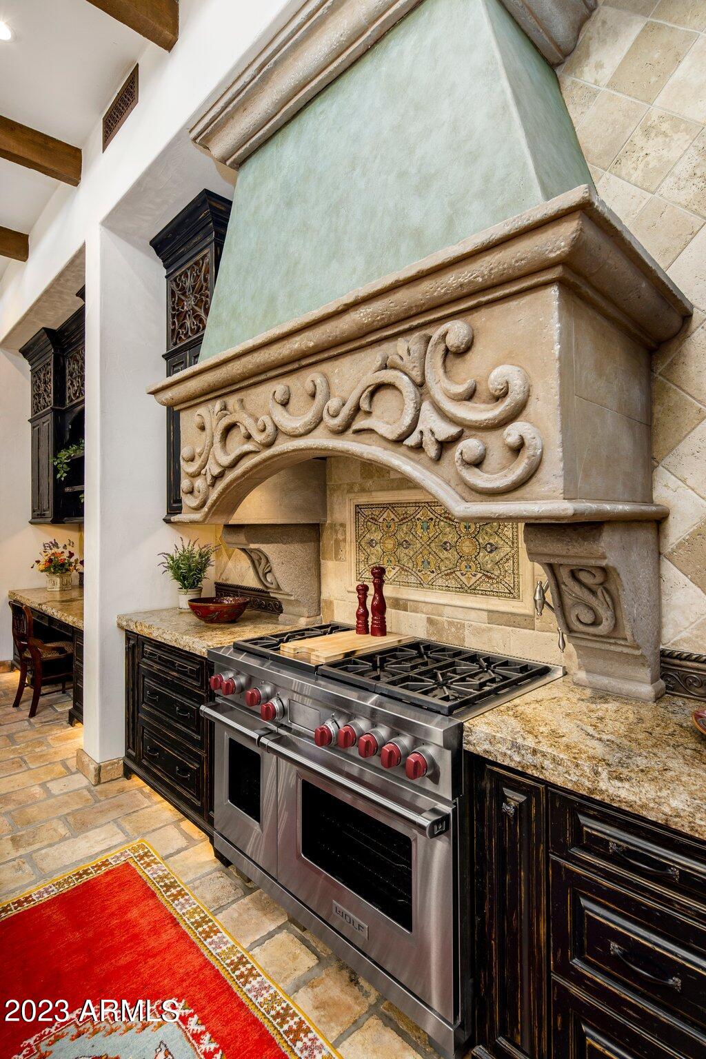 CINCO SOLES - Residential