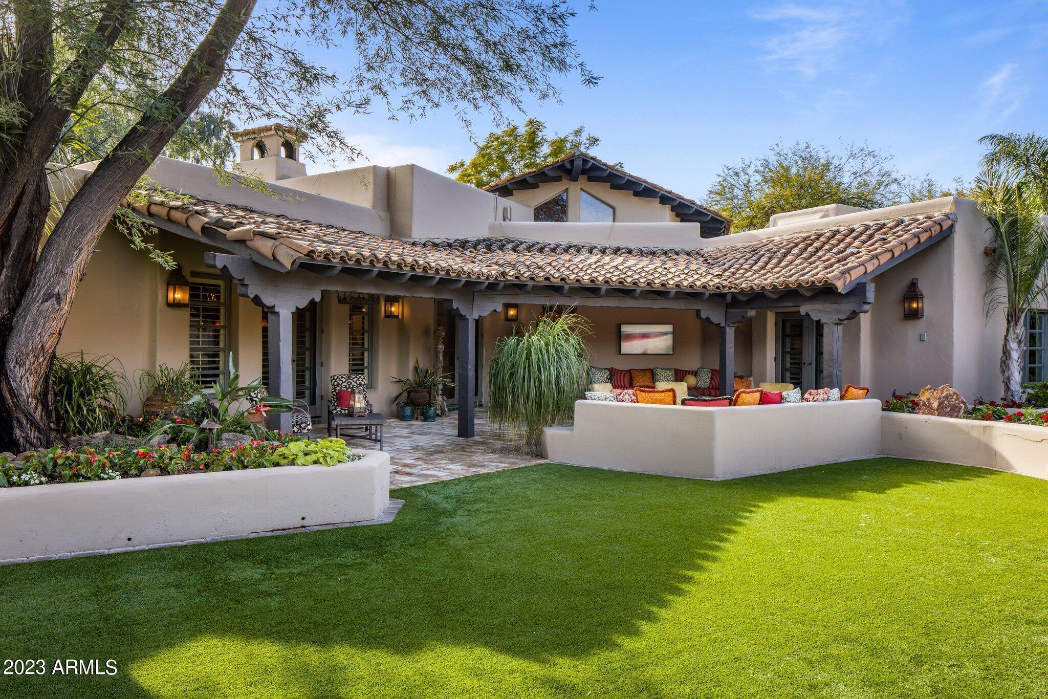 CINCO SOLES - Residential