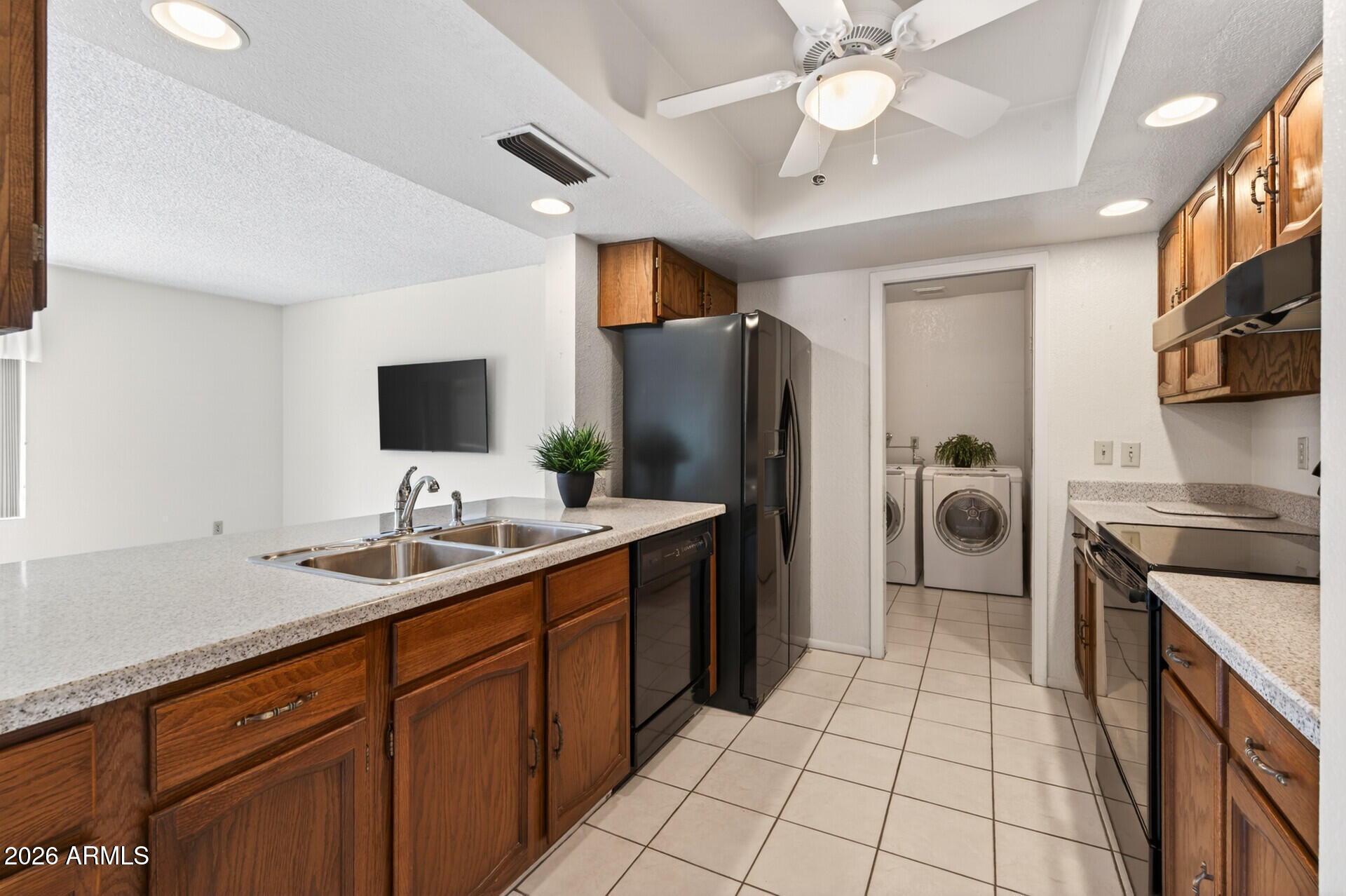 ROADRUNNER ESTATES EAST 3 - Residential