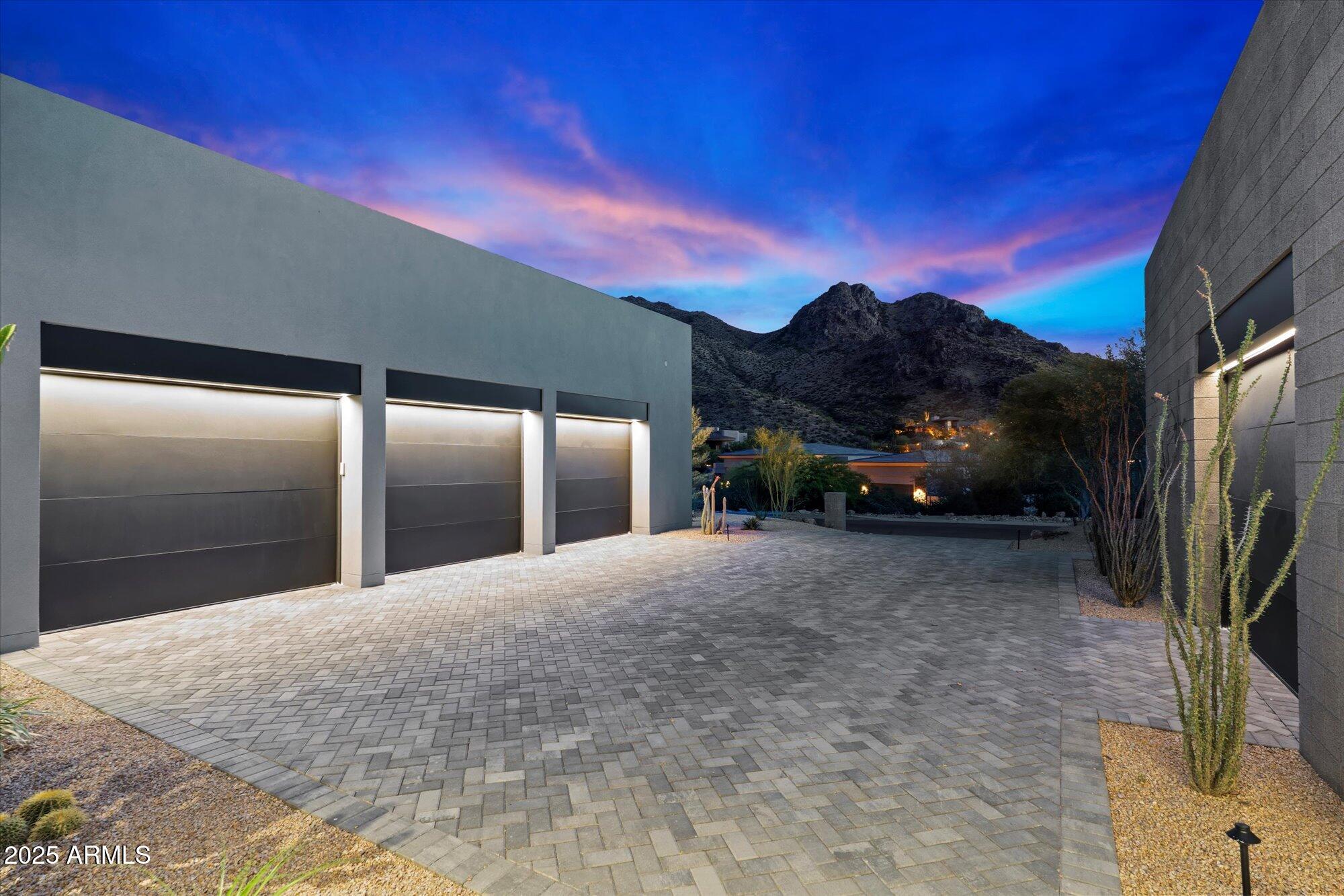 TROON HIGHLANDS ESTATES - Residential