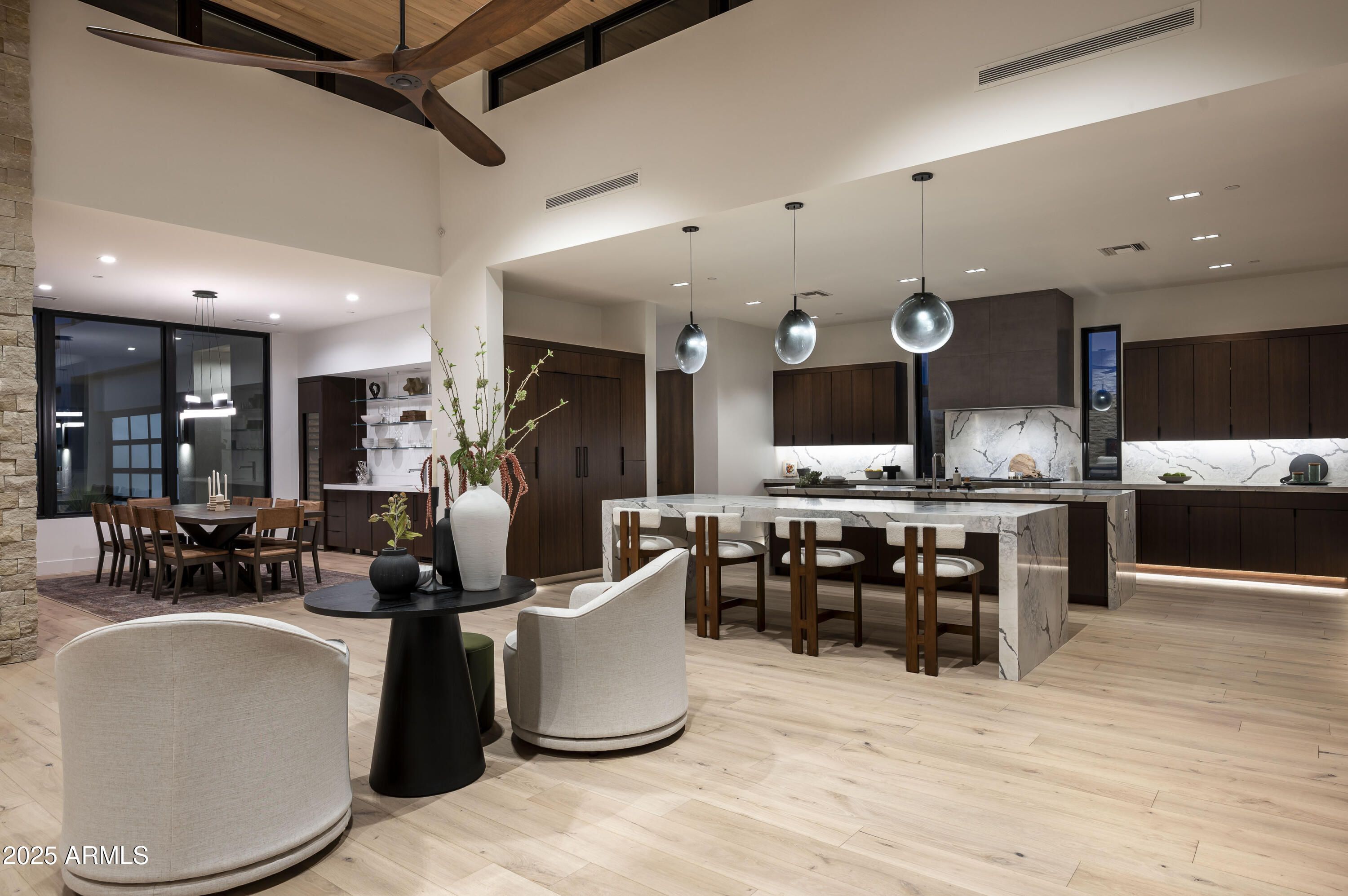 GOLDIE BROWN PINNACLE PEAK RANCH - Residential